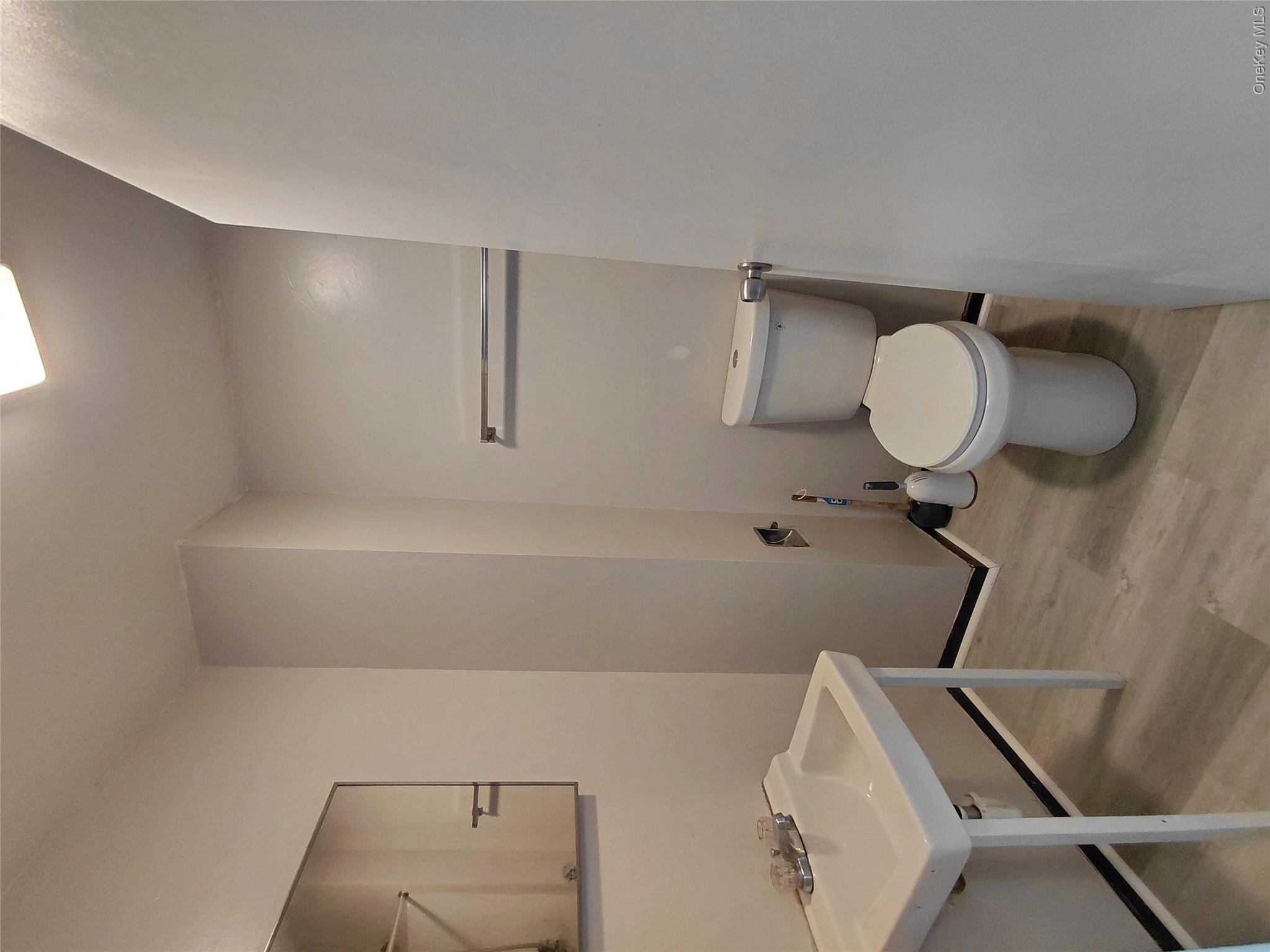 81 Franklin Street, Unit 305 photo 8