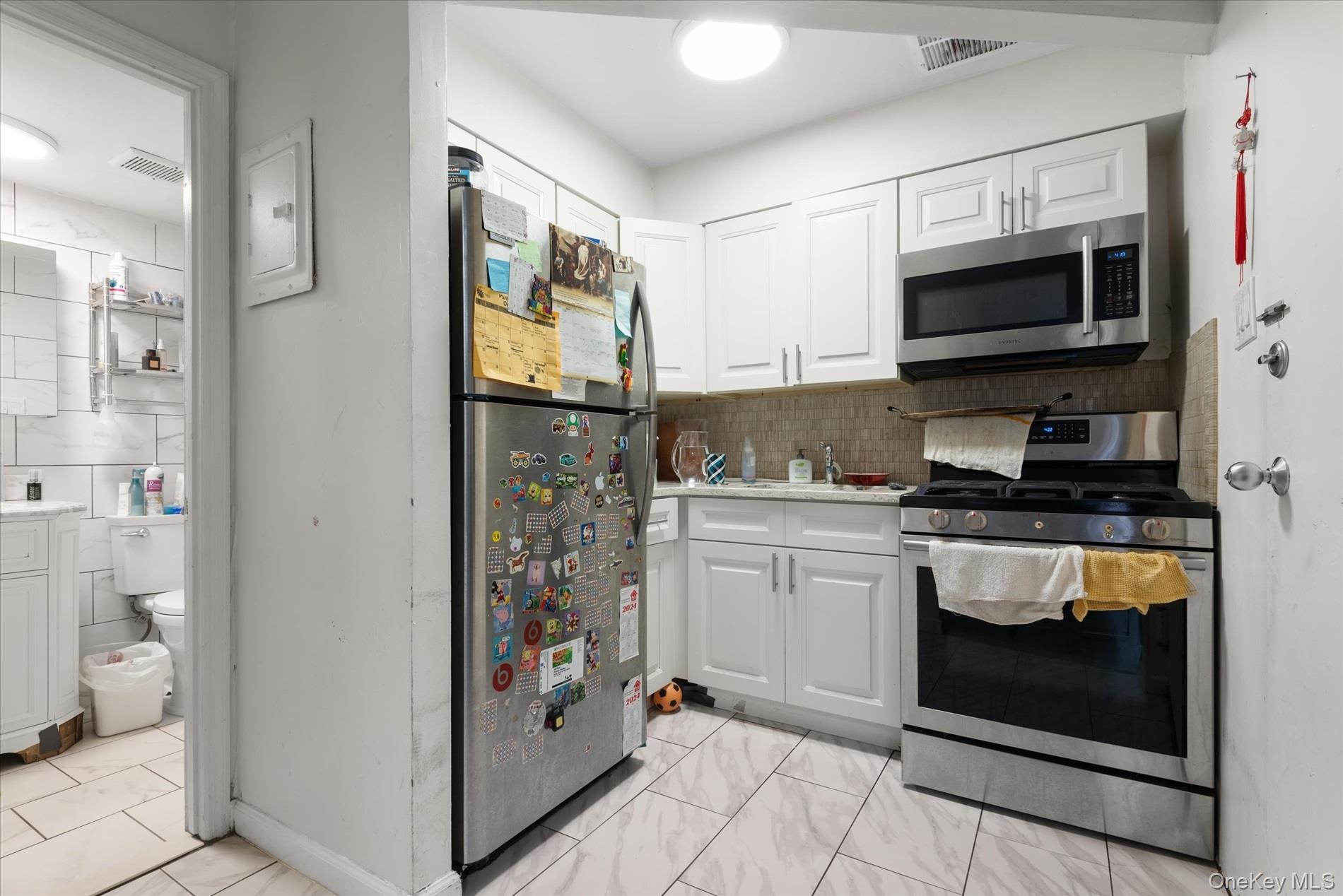86-18 57th Road – For Sale photo 5