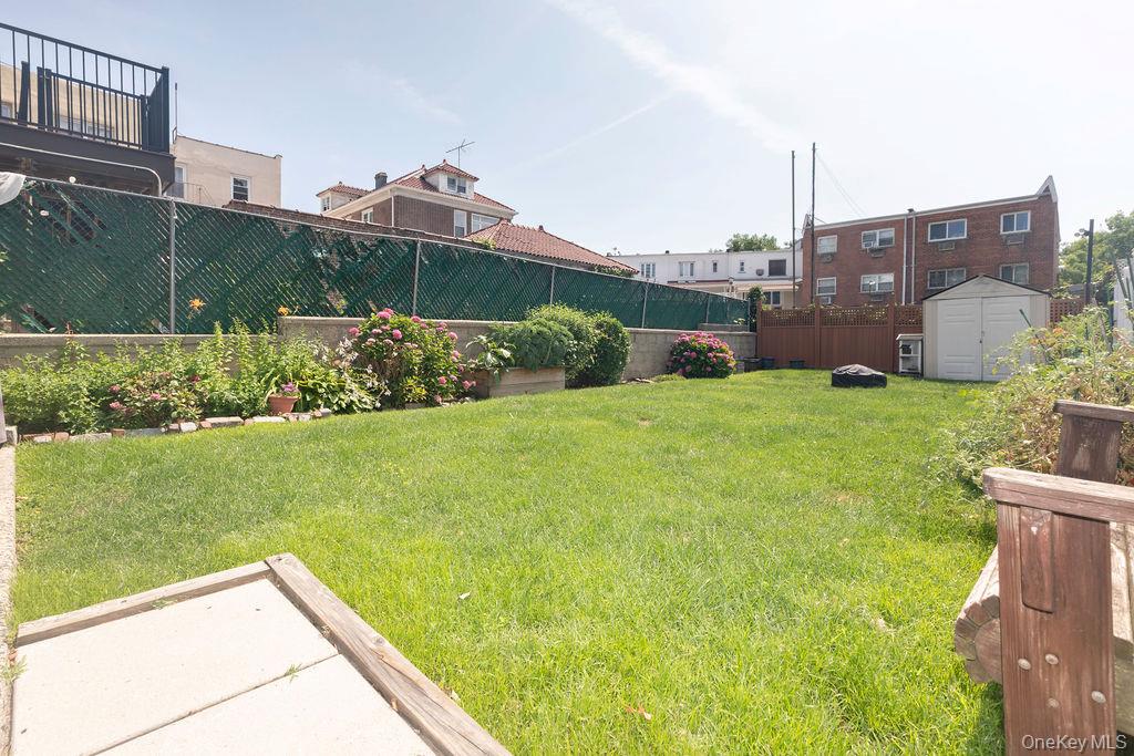 1915 Fowler Avenue – For Sale photo 31