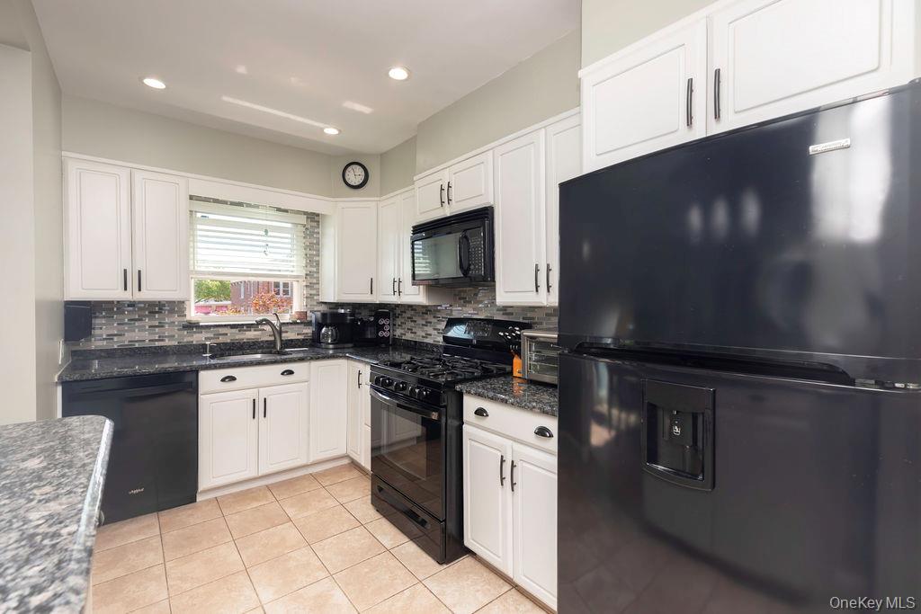 1915 Fowler Avenue – For Sale photo 7