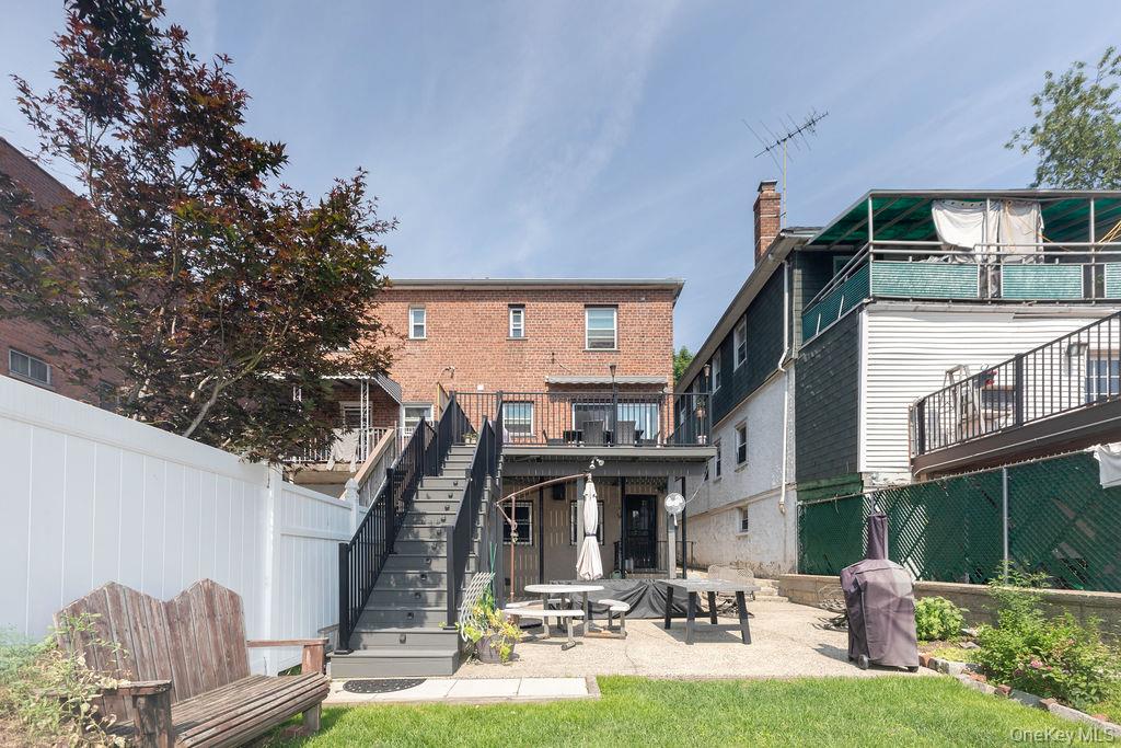 1915 Fowler Avenue – For Sale photo 34