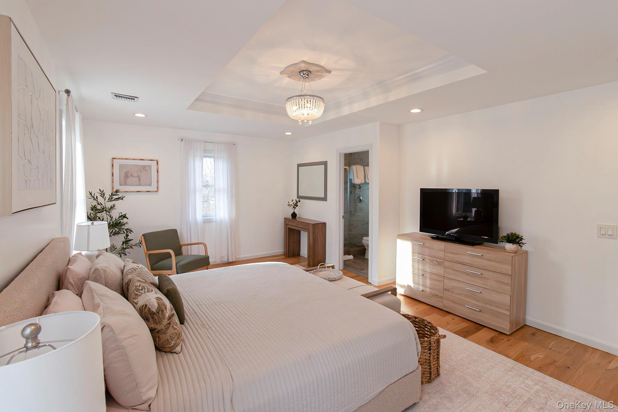 57 Hampton Court – For Sale photo 22