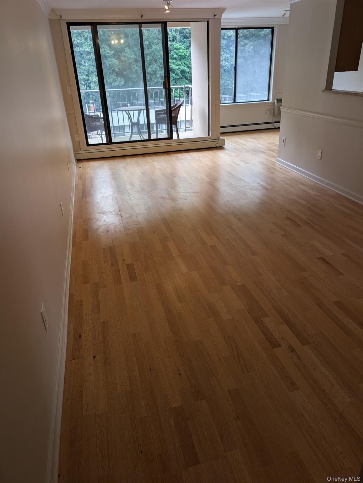 1155 Warburton Avenue – For Rent