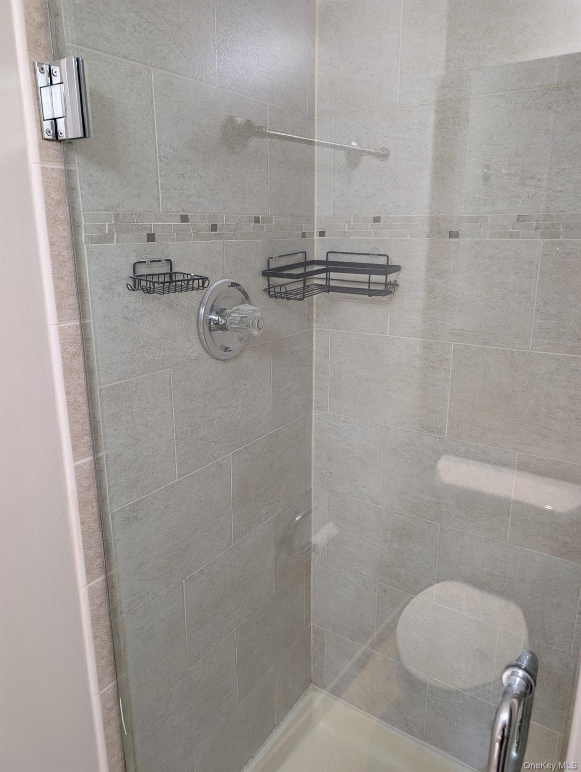 1155 Warburton Avenue – For Rent photo 7