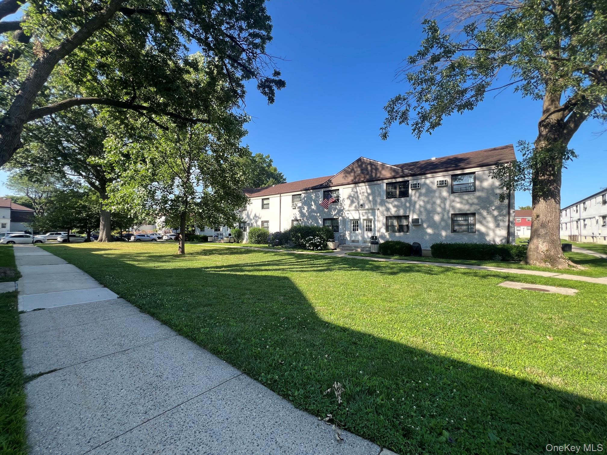 67-67 136th Street, Unit A photo 18