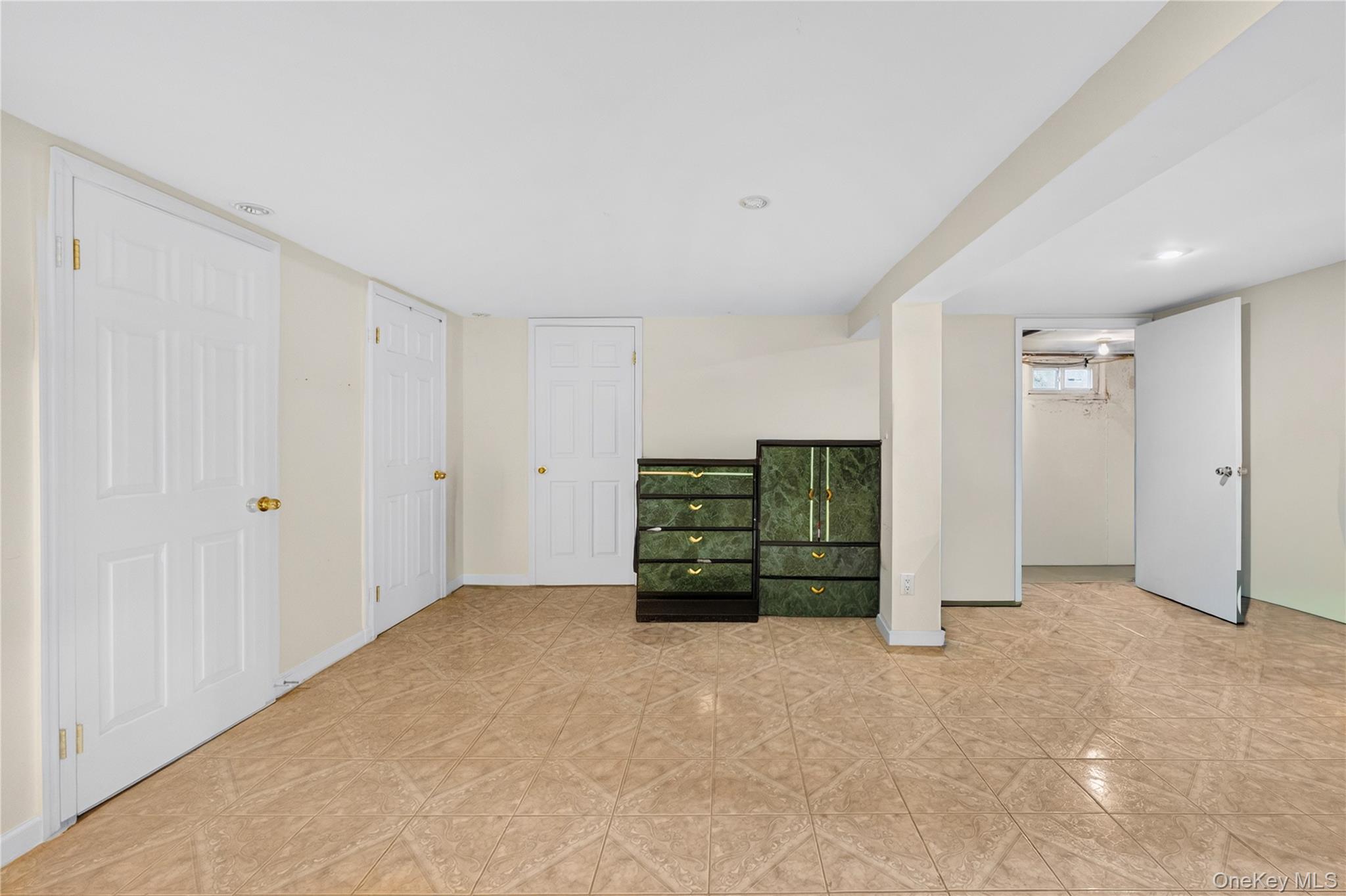 108 Marcus Avenue – For Sale photo 21