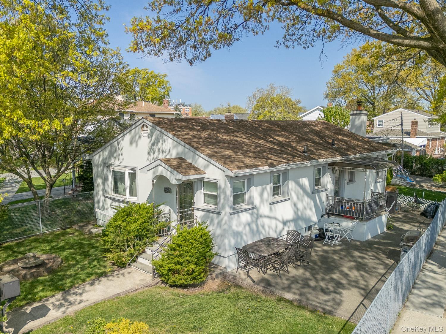 157-59 17th Avenue – For Sale