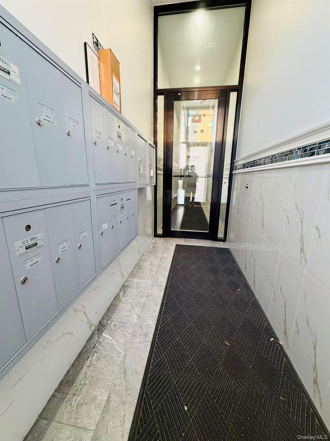 31-12 38th Avenue, Unit UNIT 3B photo 2