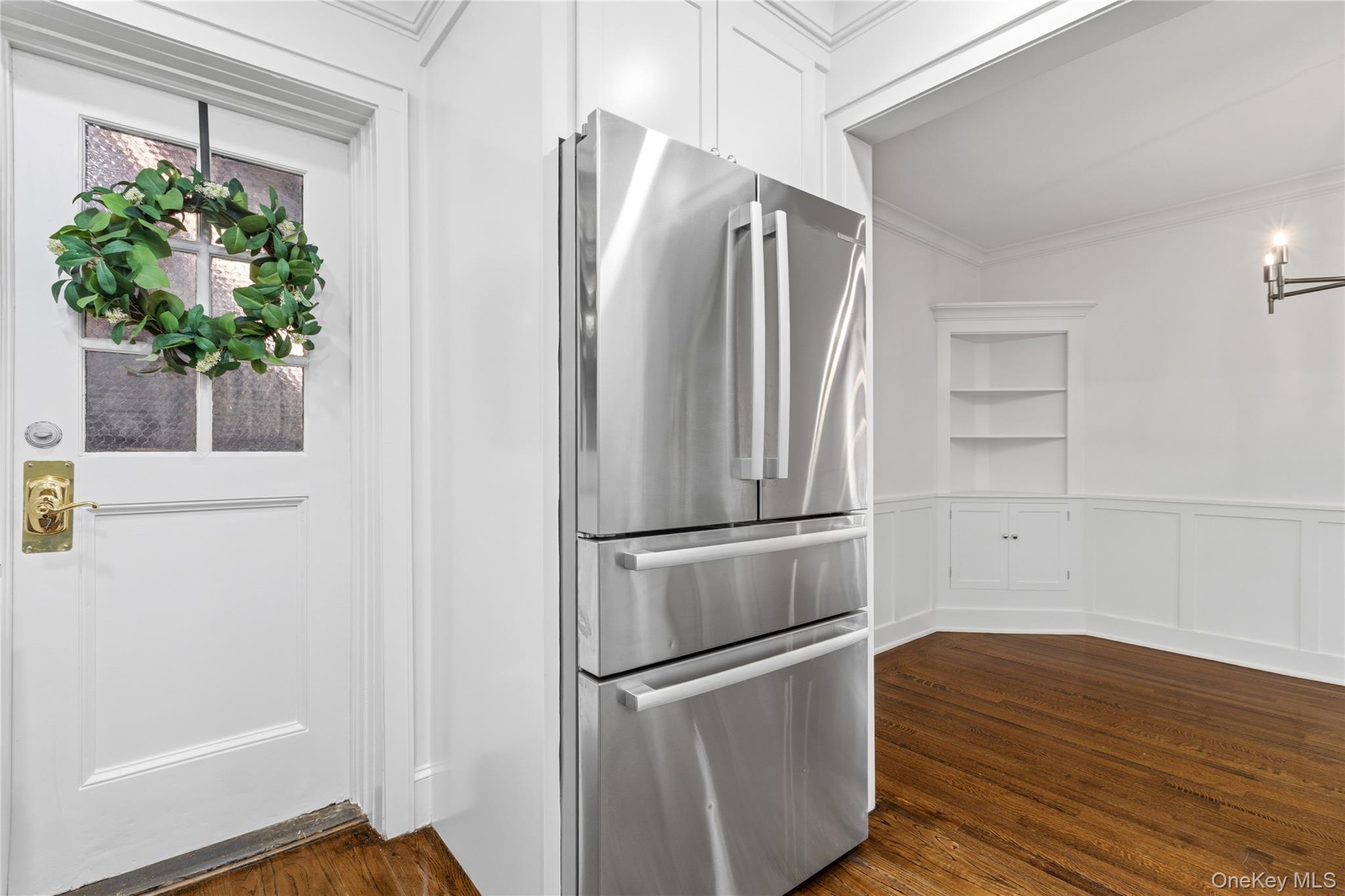 20 N Broadway, Unit B-305 photo 17