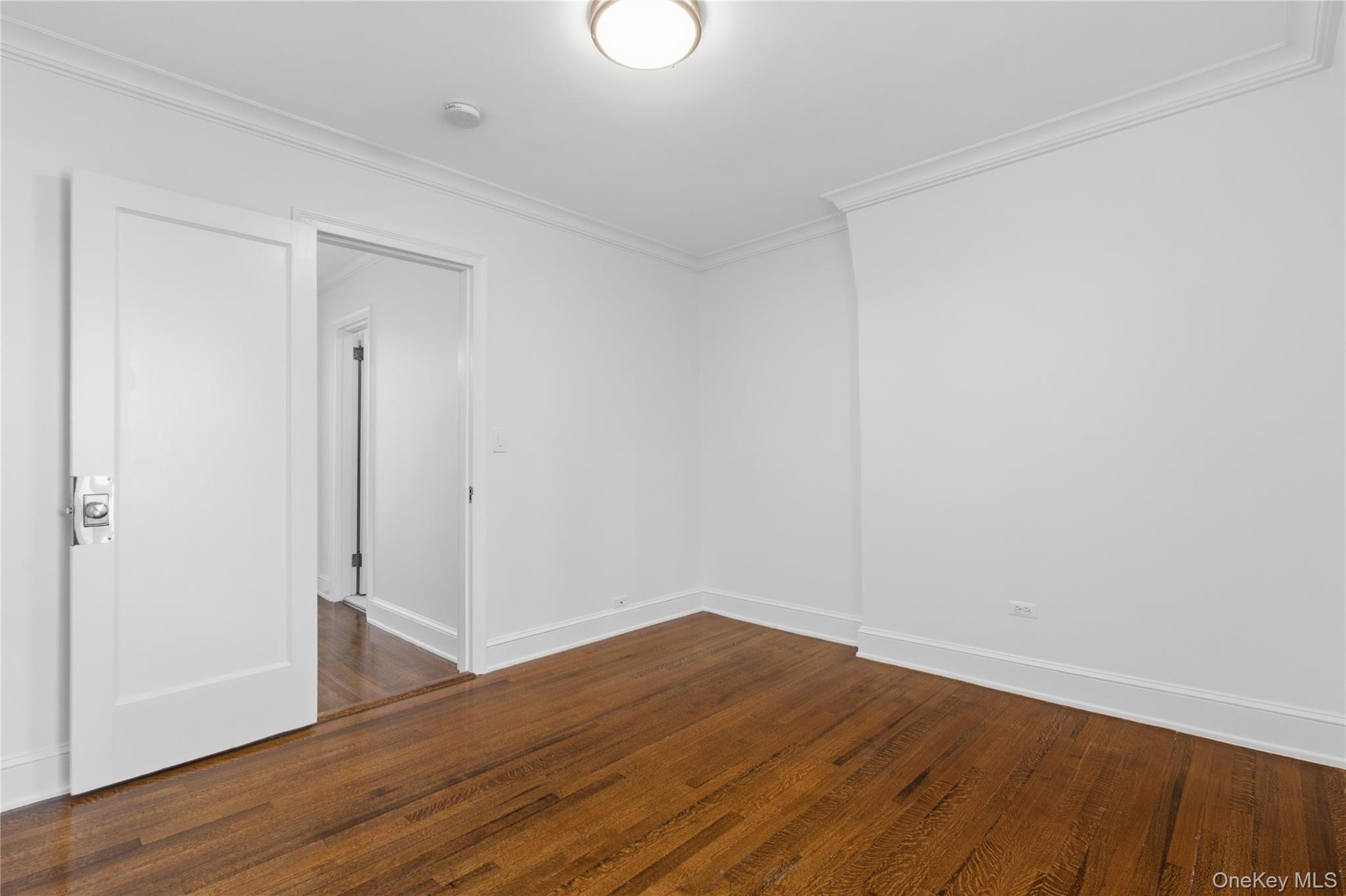 20 N Broadway, Unit B-305 photo 32