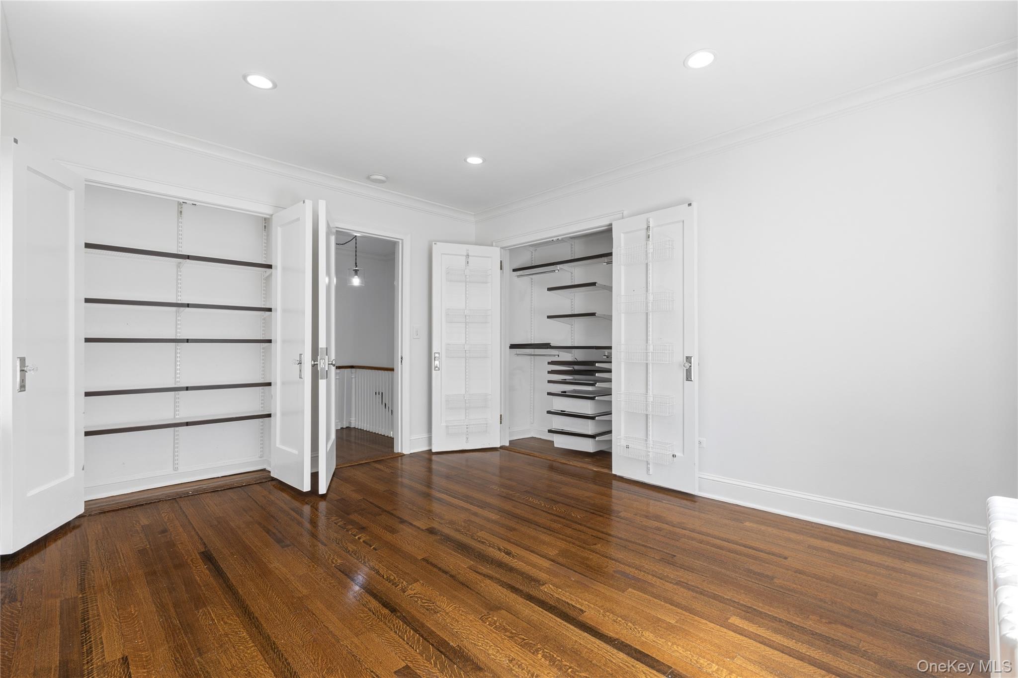 20 N Broadway, Unit B-305 photo 22