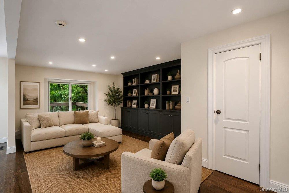11 Pony Circle – For Sale photo 5