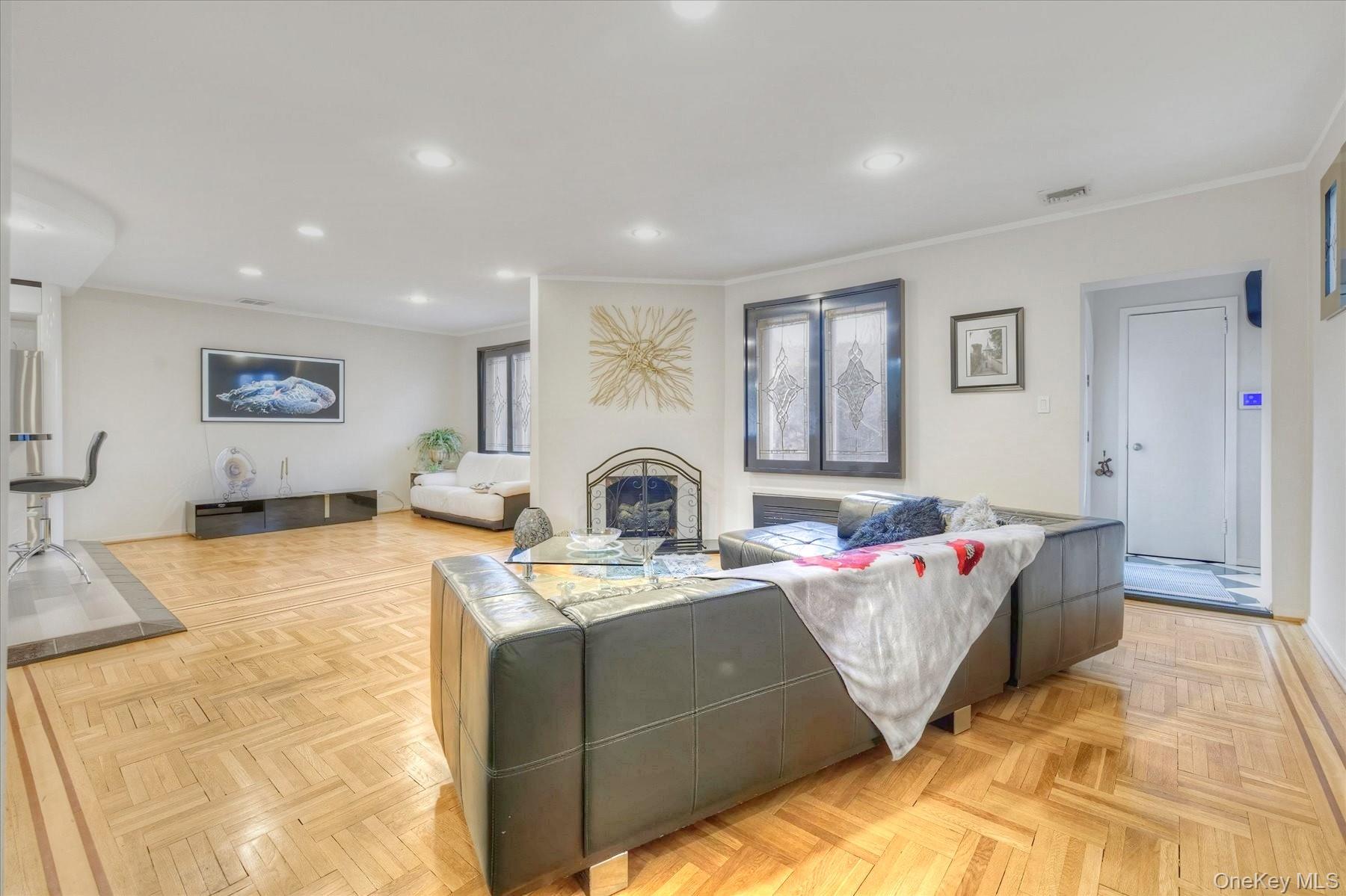 34 Reyam Road – For Sale photo 4