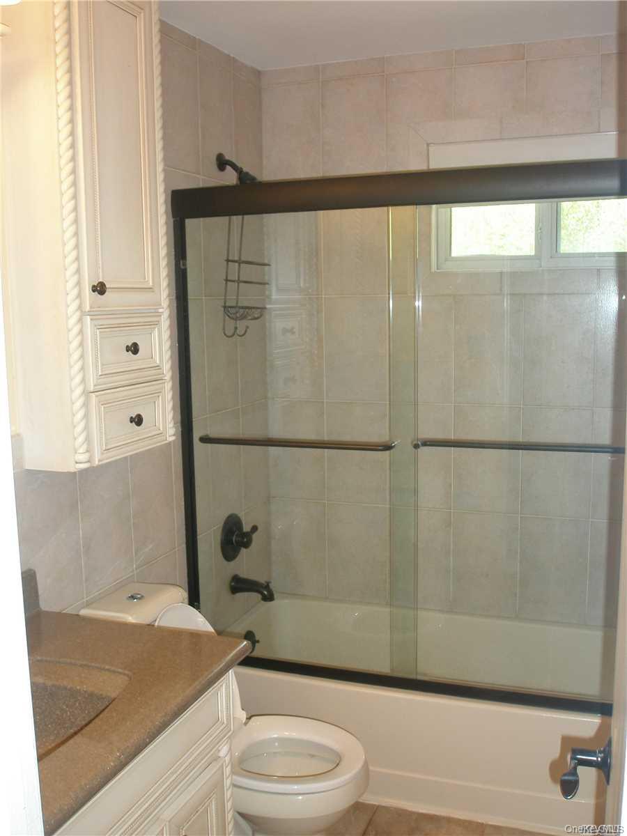 4924 Express Dr South – For Rent photo 15