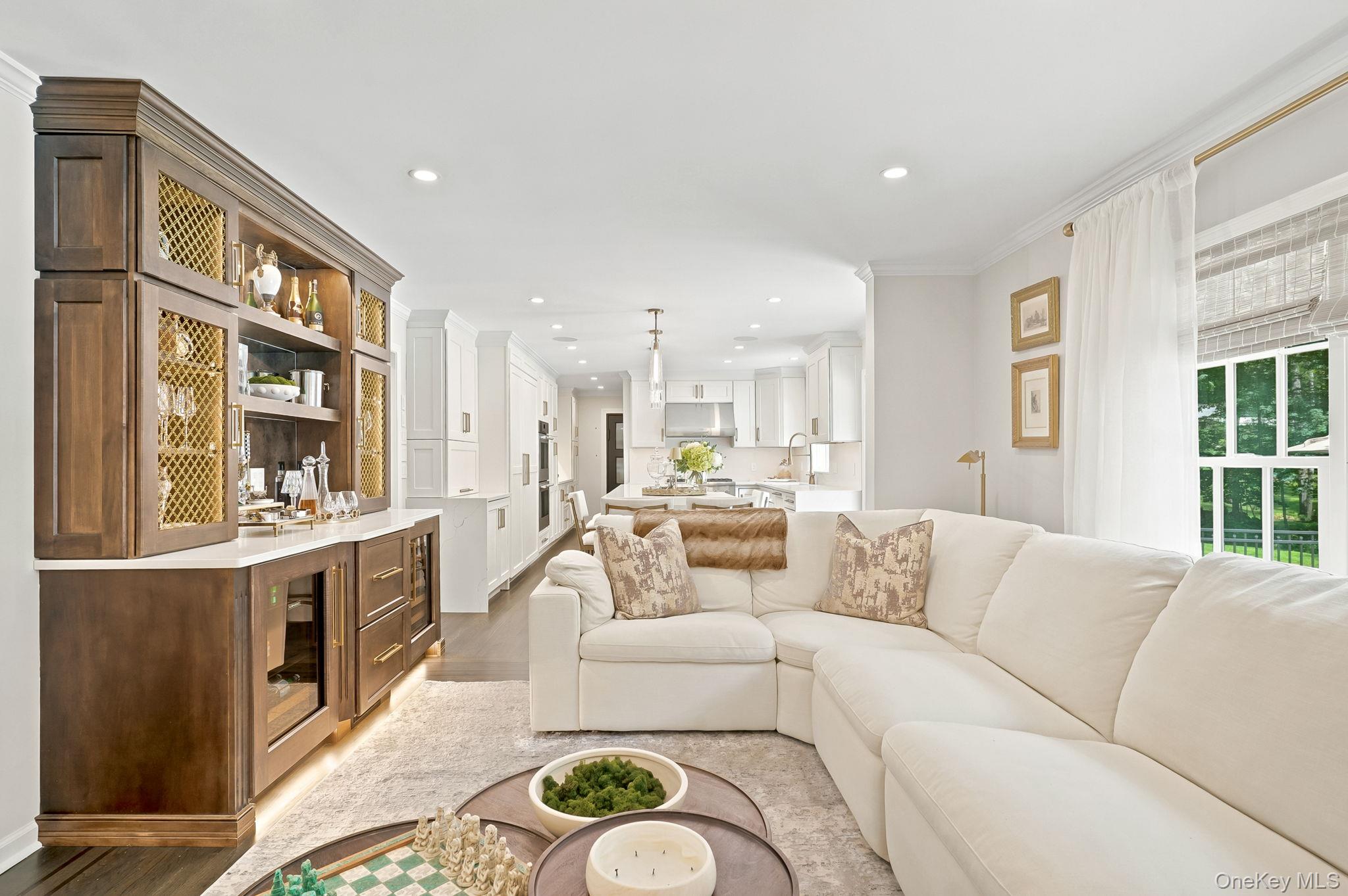 2 Tommys Lane – For Sale photo 11