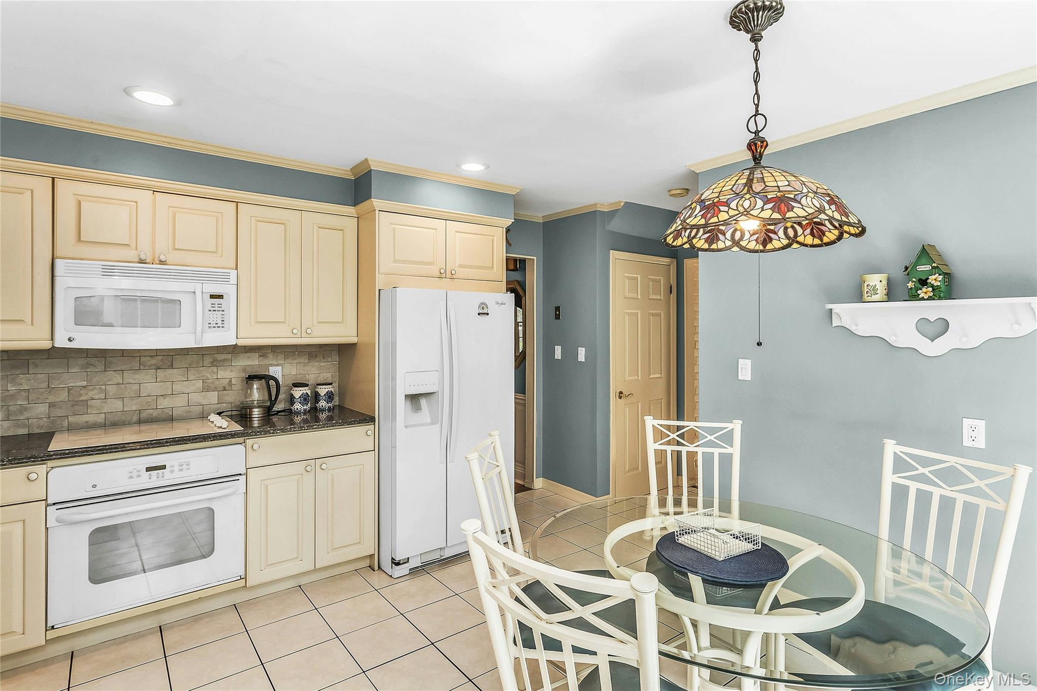 8 Lenmore Drive – For Sale photo 12