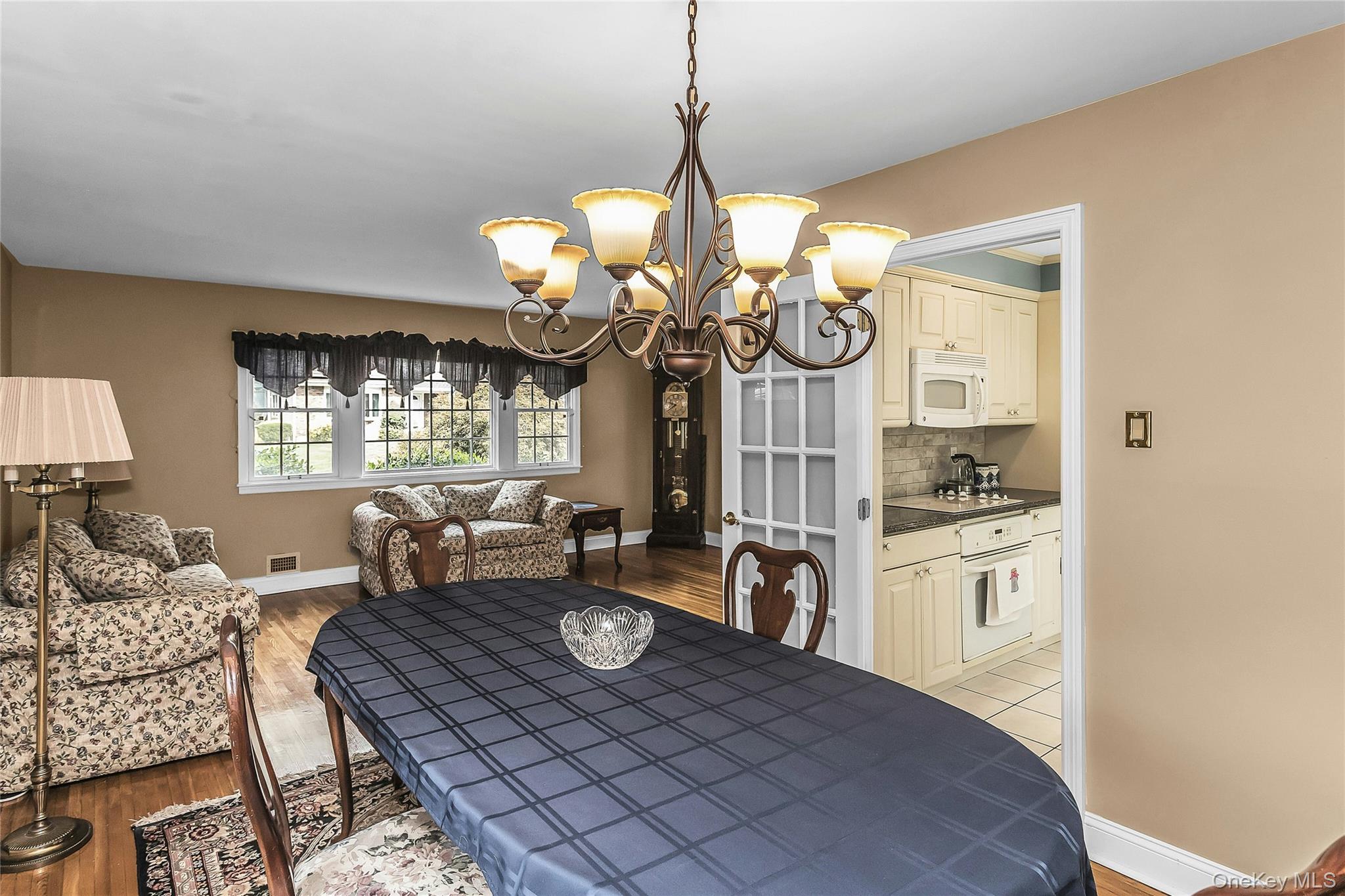 8 Lenmore Drive – For Sale photo 10