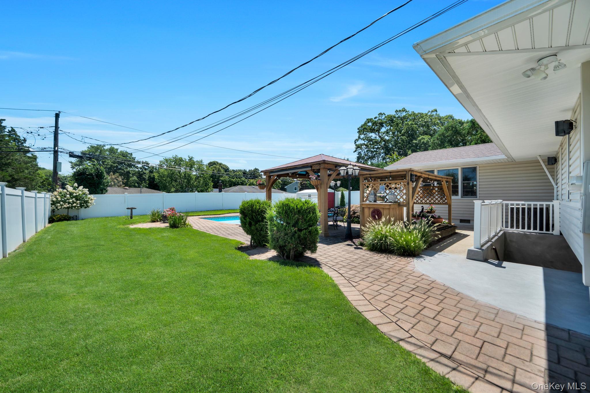 15 Abbey Drive – For Sale photo 20