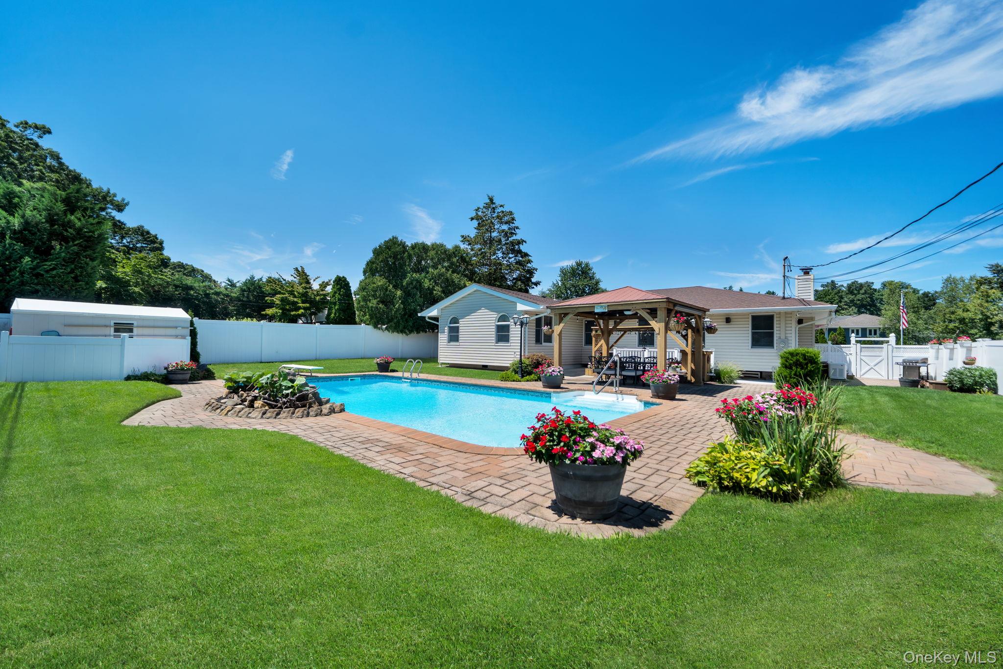 15 Abbey Drive – For Sale photo 24