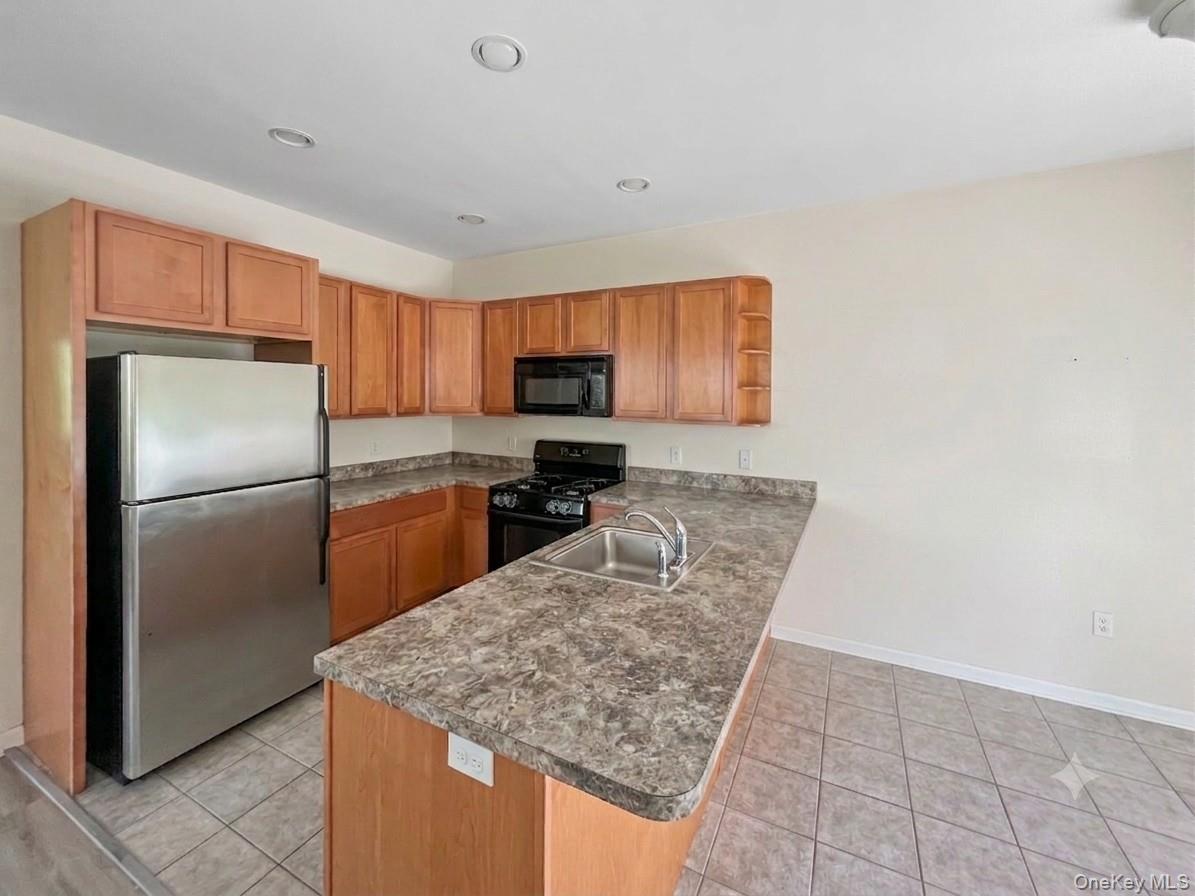 61 N River Drive – For Rent photo 6