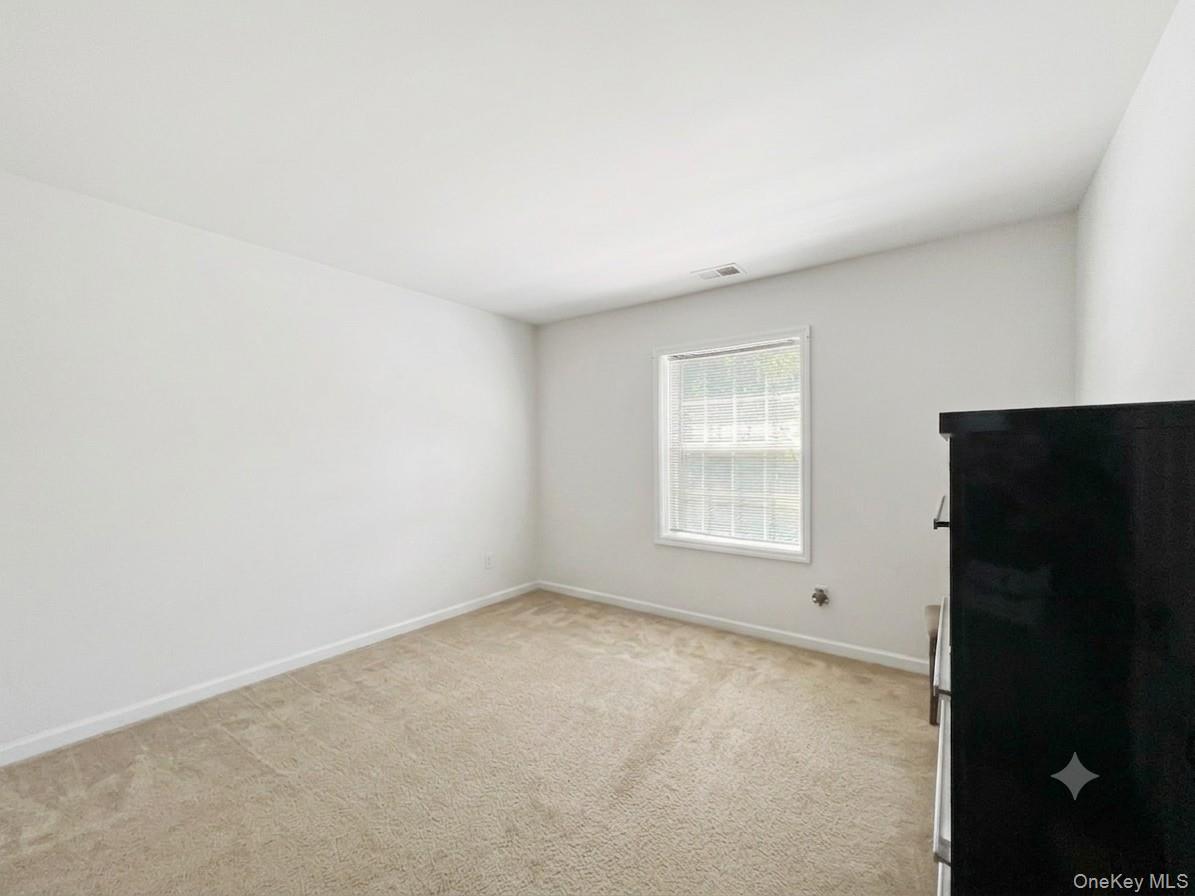 61 N River Drive – For Rent photo 12