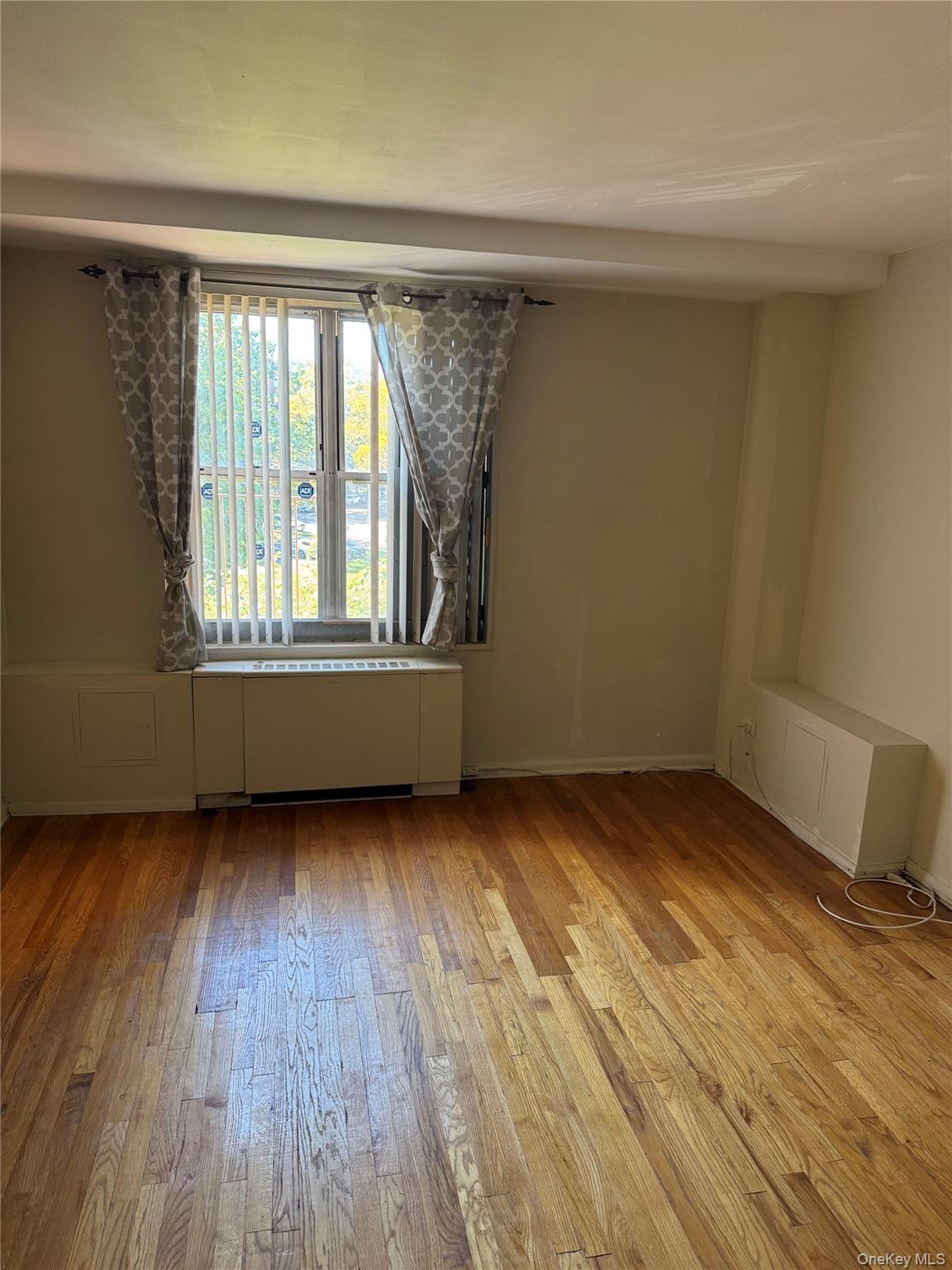 211-40 18th Avenue, Unit 4J photo 11