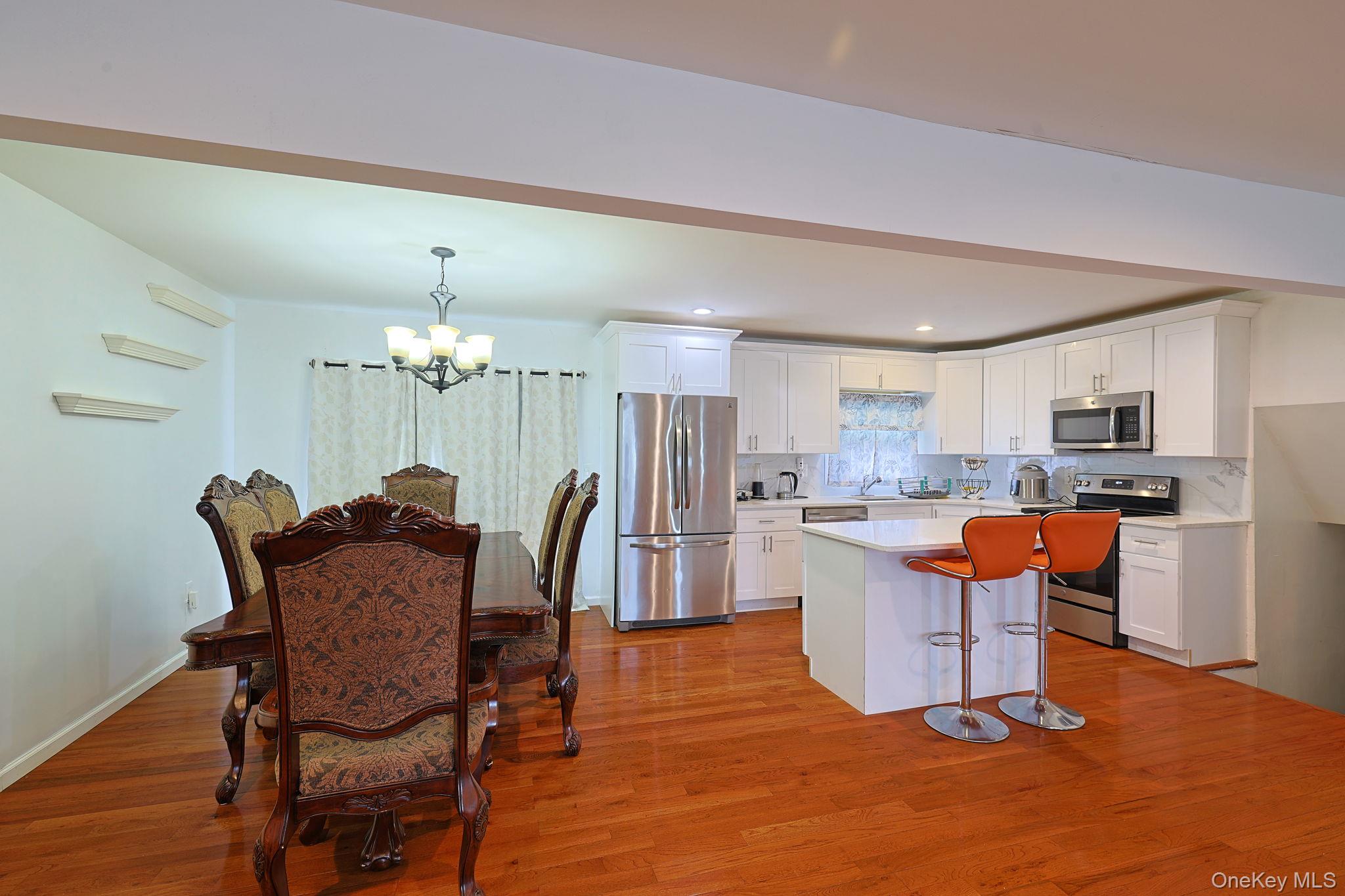 1 Forest Lane – For Sale photo 3