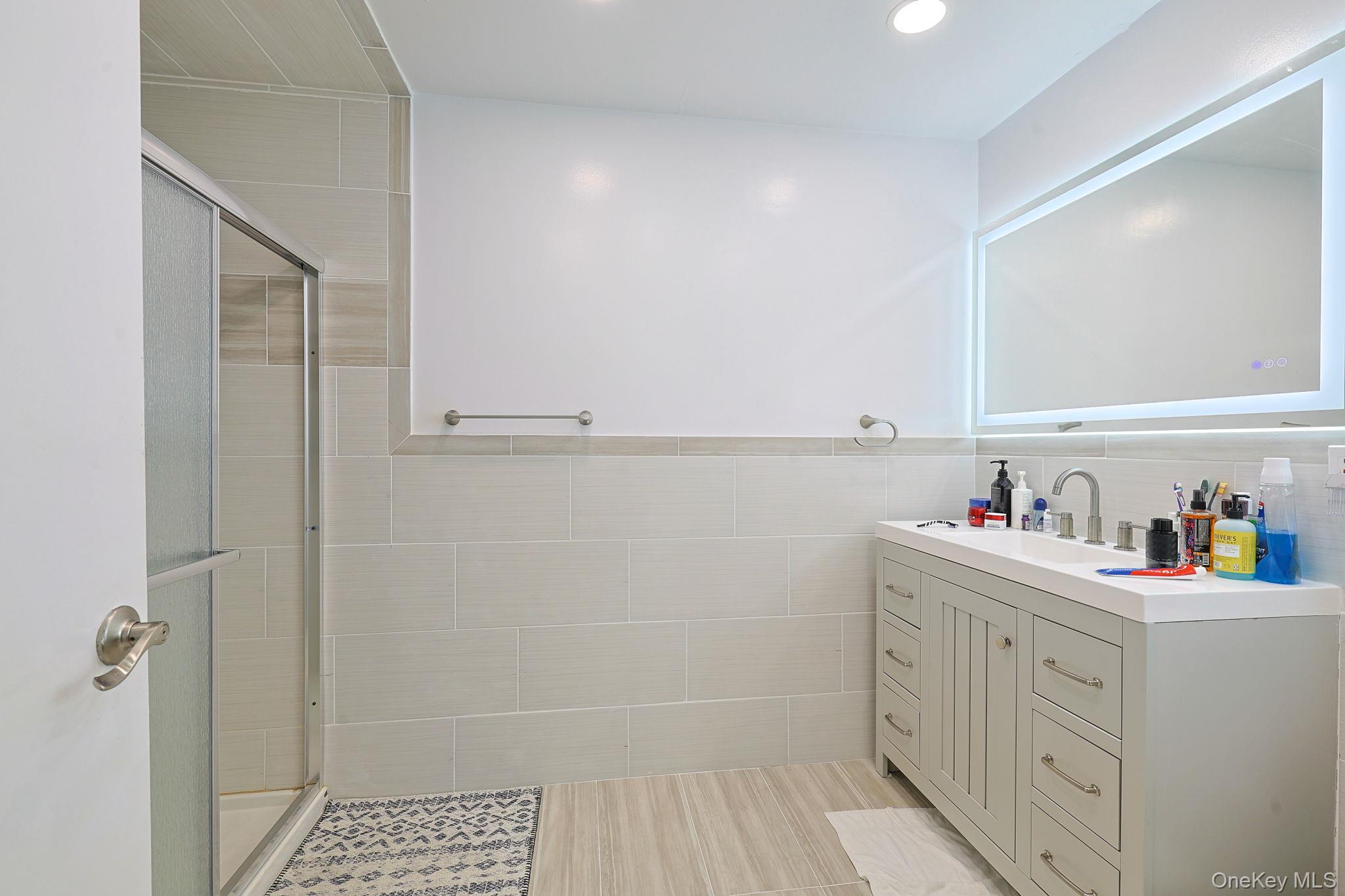 1 Forest Lane – For Sale photo 9