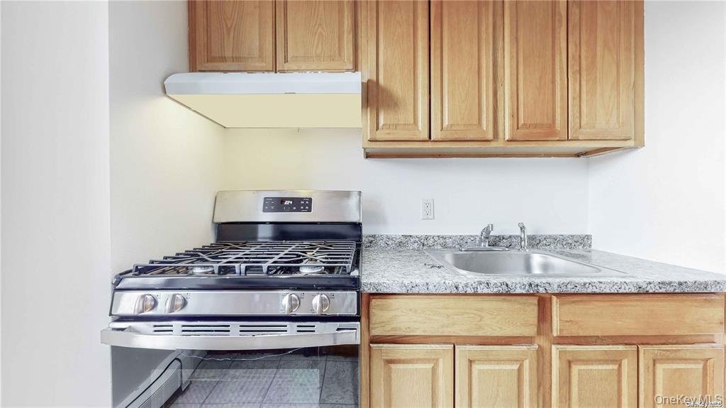 84-70 129th Street, Unit 6N photo 5