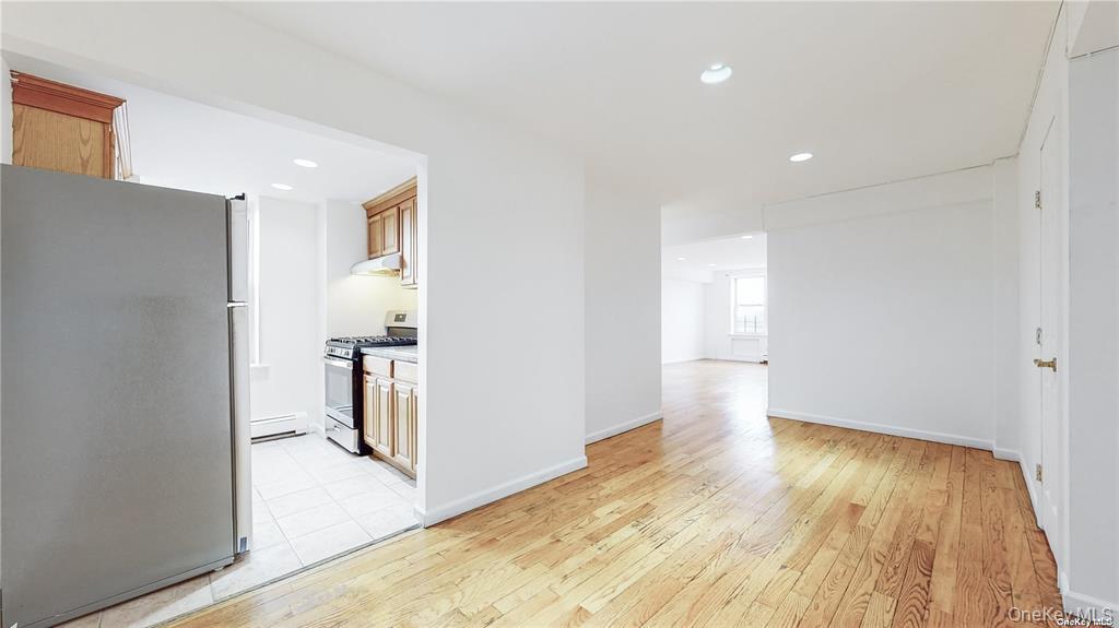 84-70 129th Street, Unit 6N photo 3
