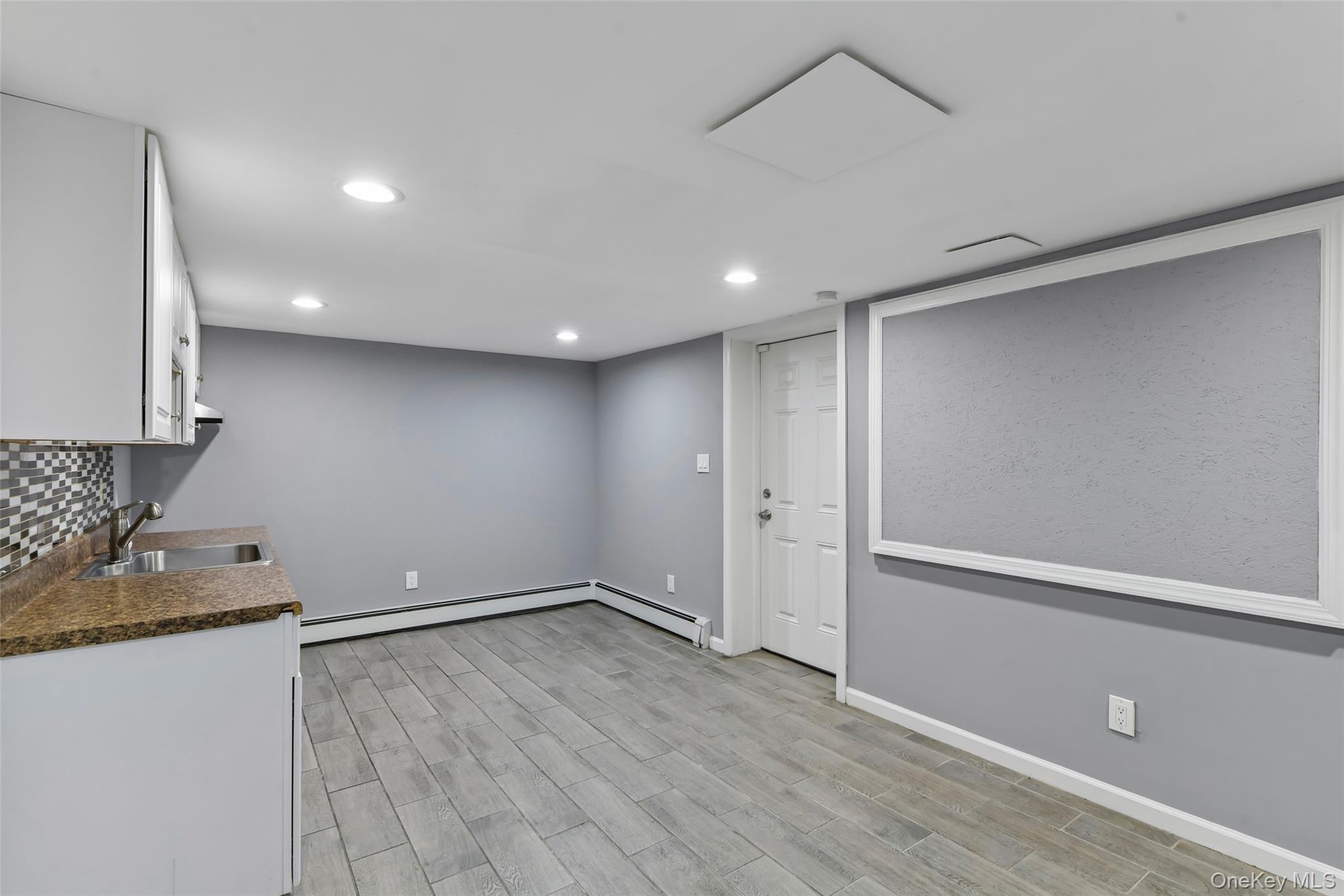 416 Arizona Avenue – For Sale photo 16