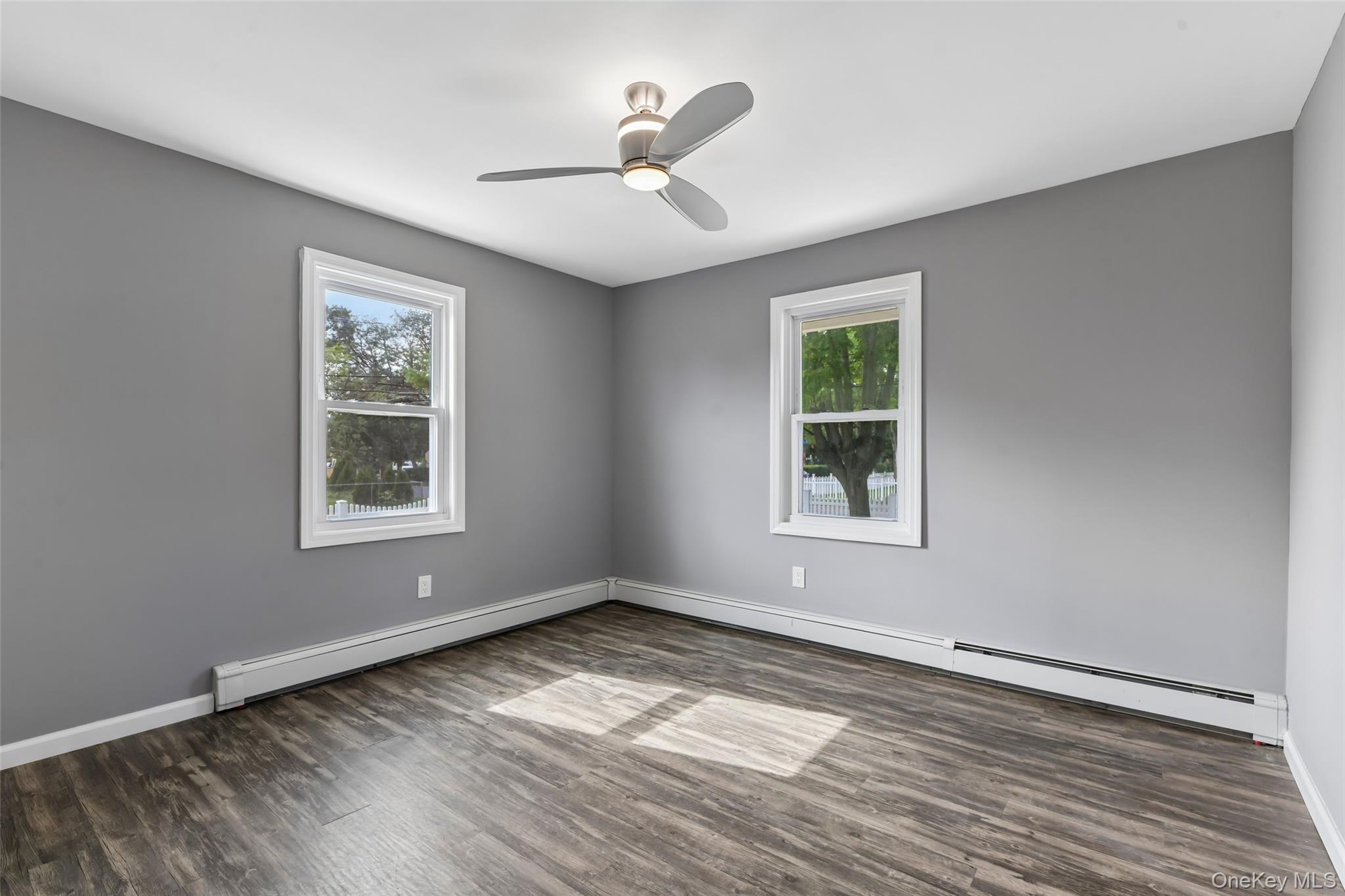 416 Arizona Avenue – For Sale photo 4
