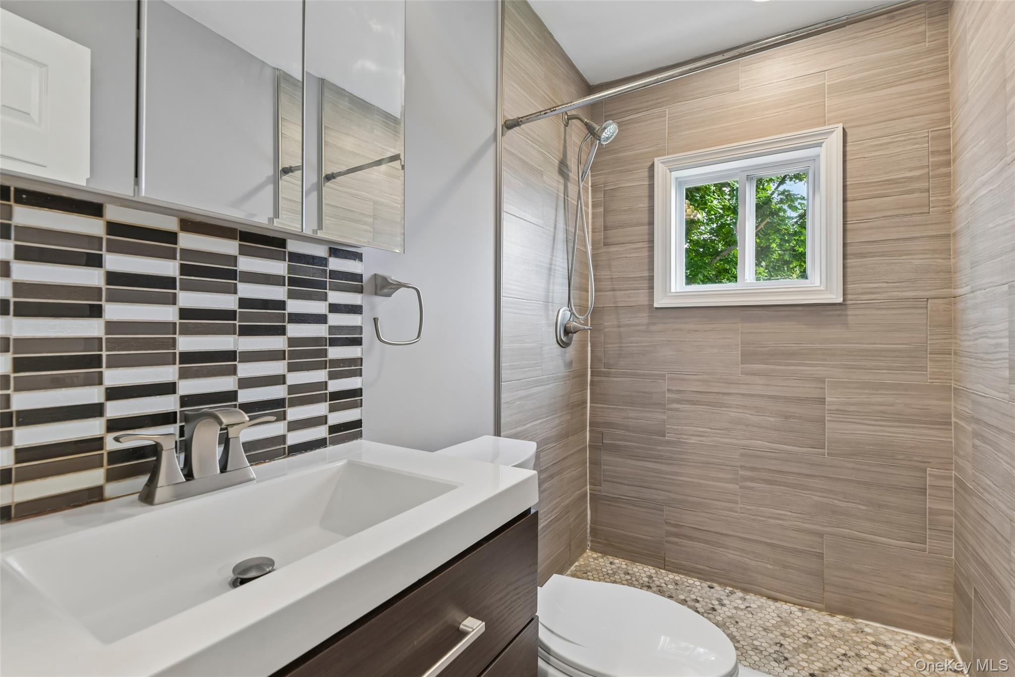 416 Arizona Avenue – For Sale photo 24