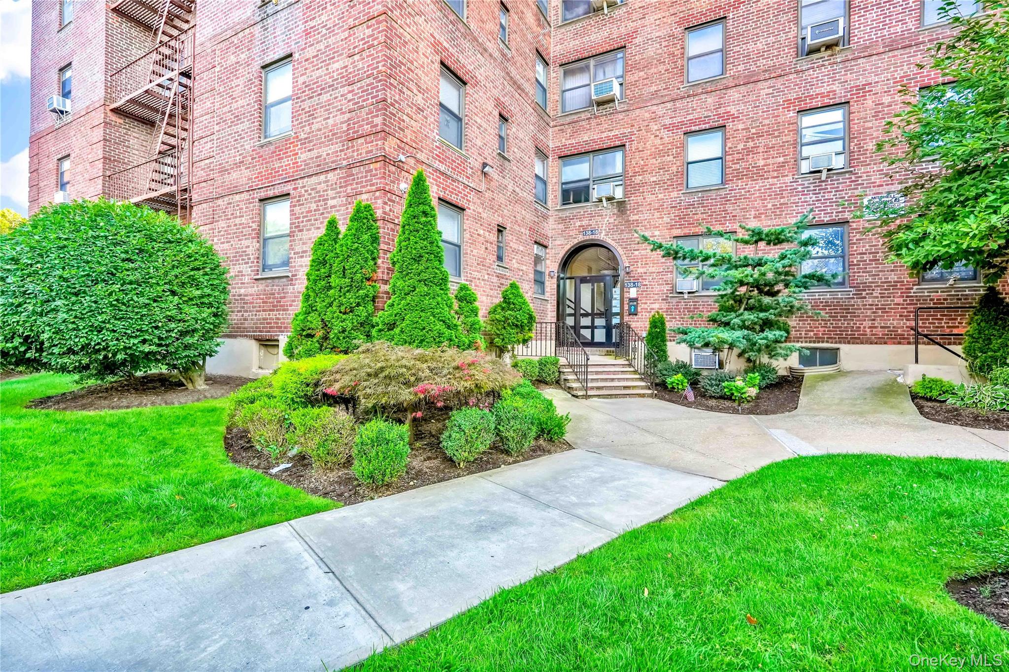 138-18 28th Road, Unit 2F photo 20