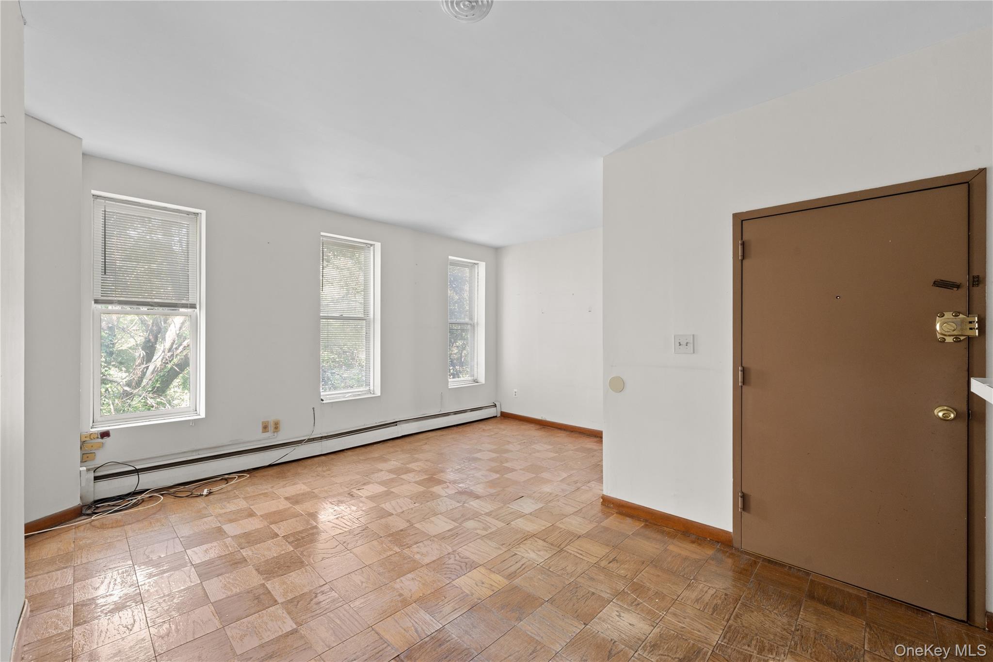 393 Park Place – For Sale photo 22