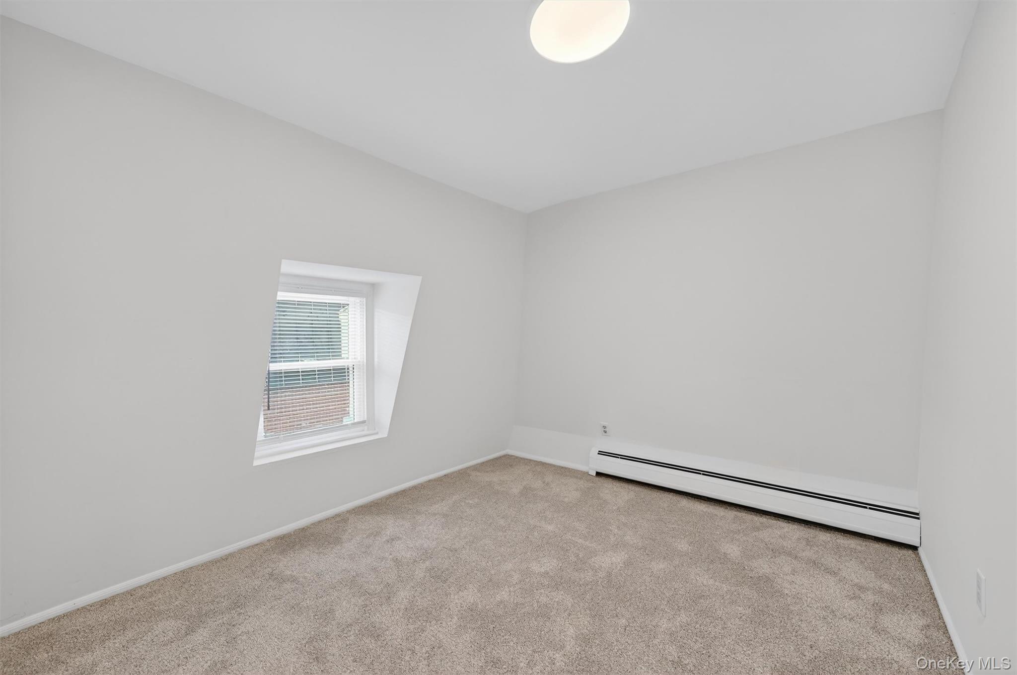 12 Scotchtown Avenue – For Sale photo 14