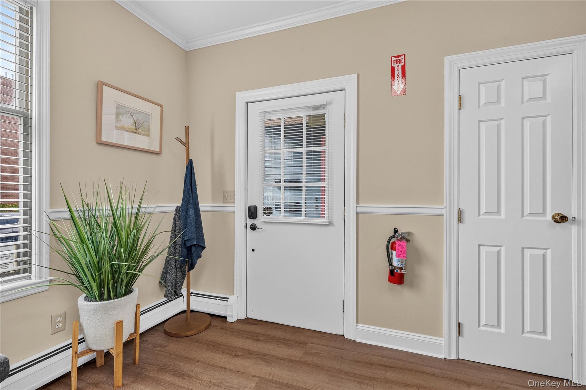 12 Scotchtown Avenue – For Sale photo 7