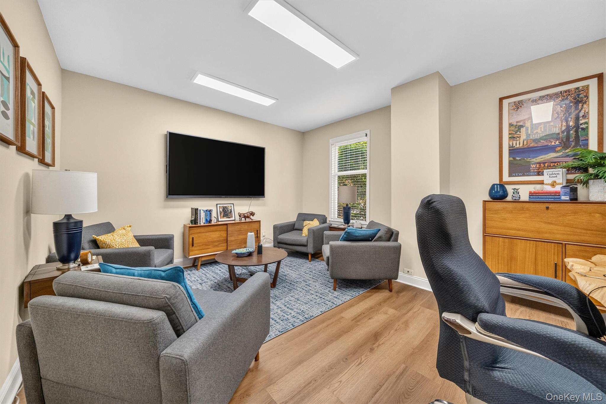 12 Scotchtown Avenue – For Sale photo 16