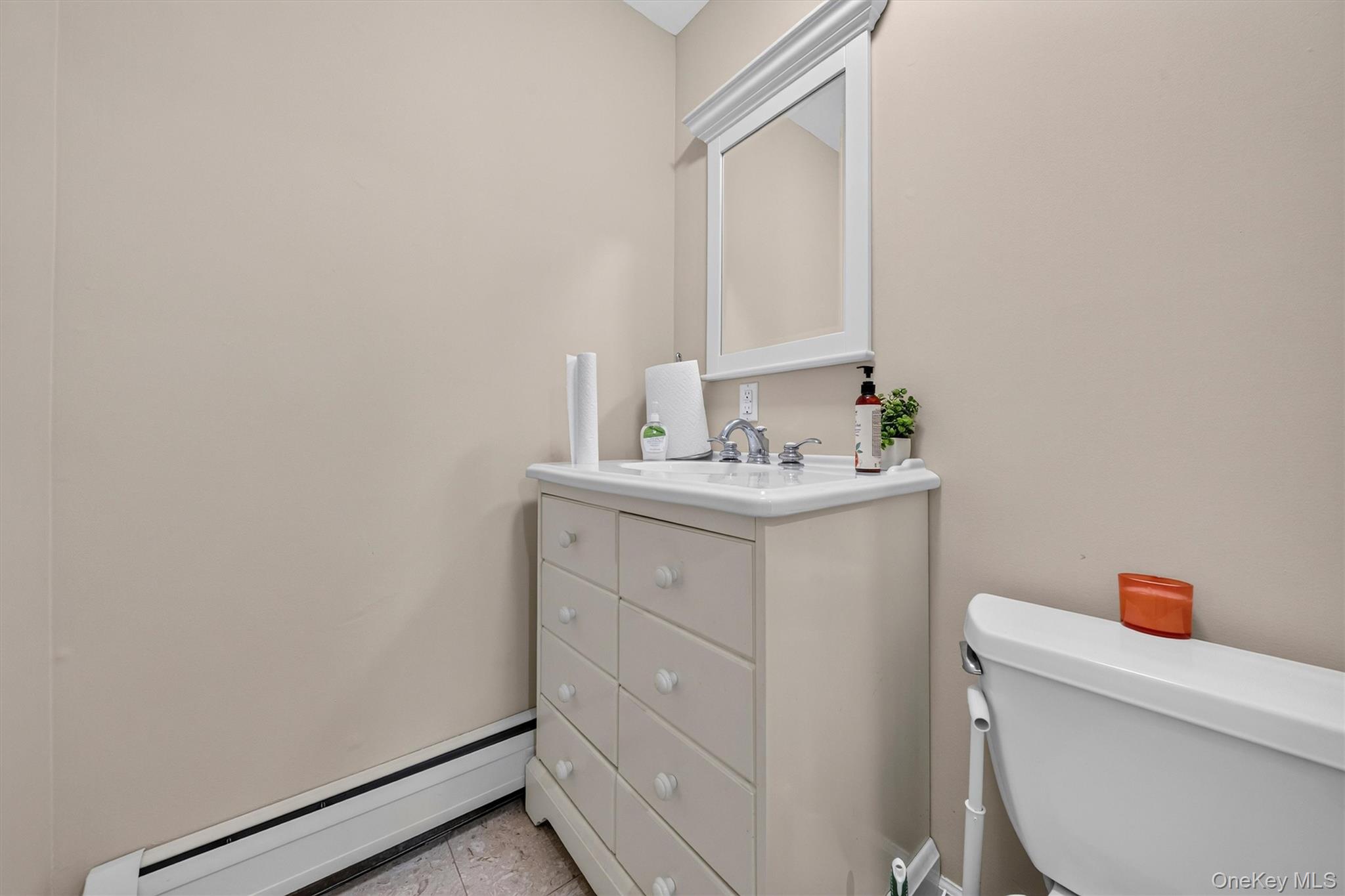 12 Scotchtown Avenue – For Sale photo 27