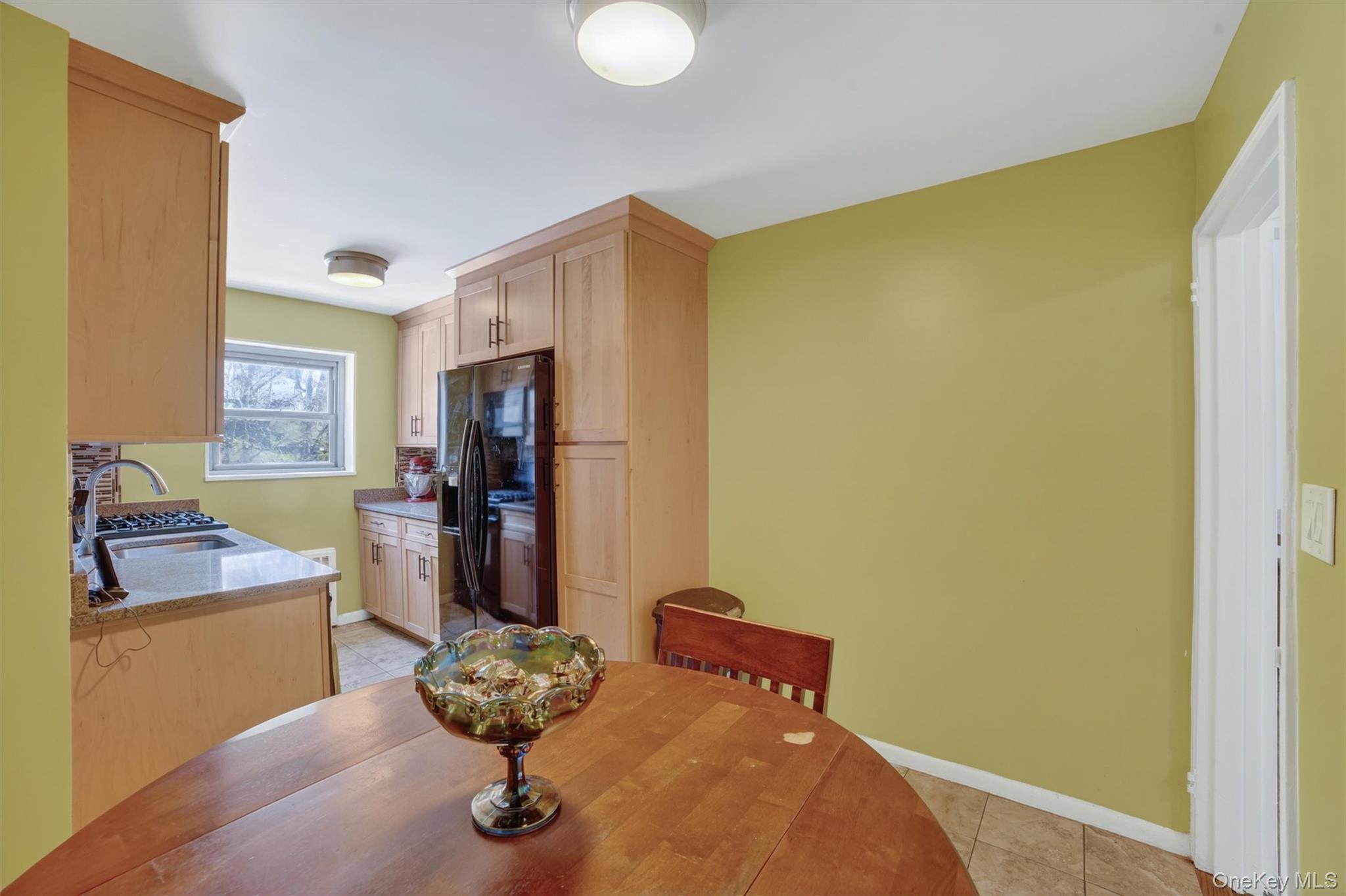 222 N Broadway, Unit 3D photo 5