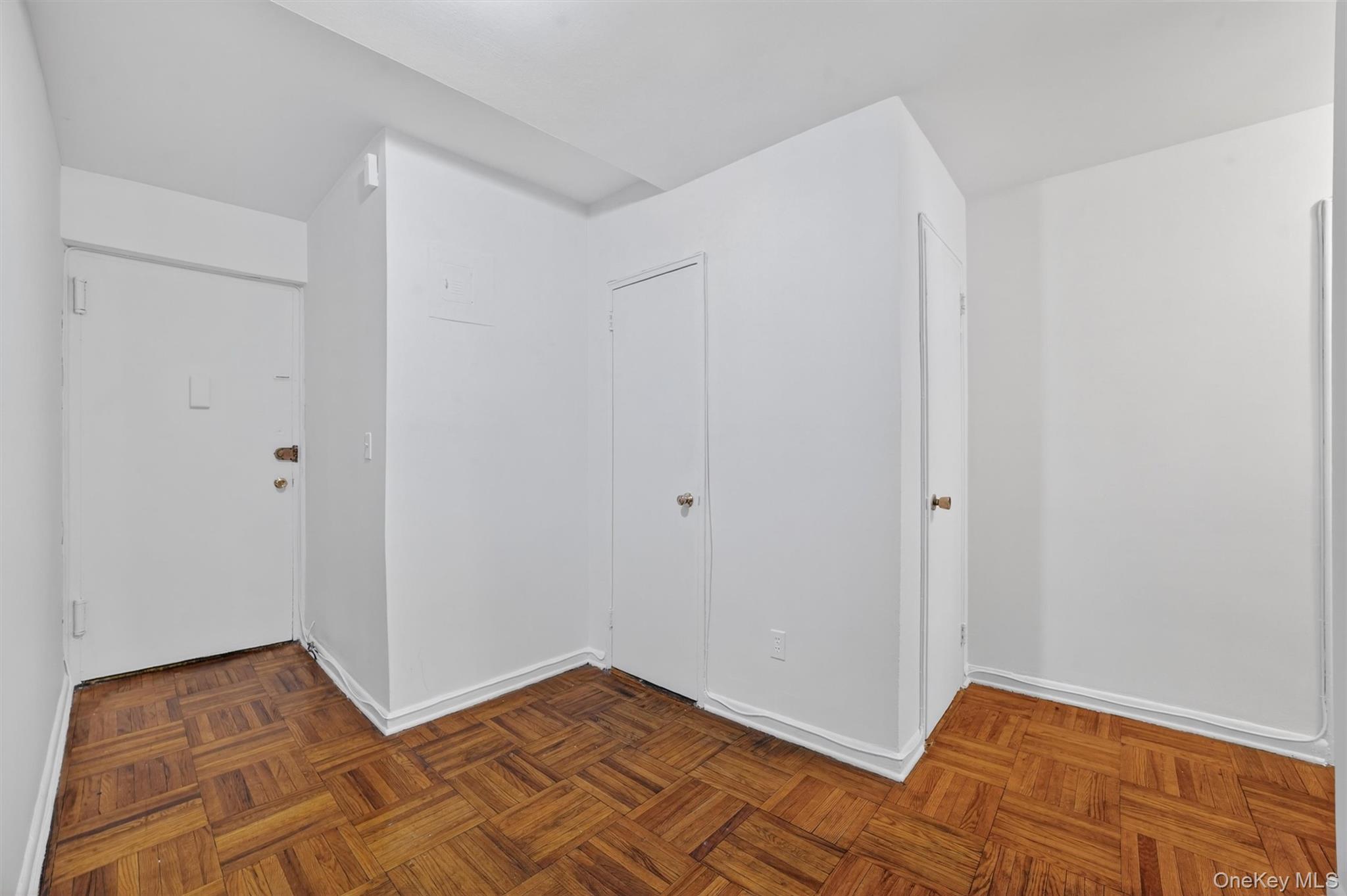 222 N Broadway, Unit 3D photo 13