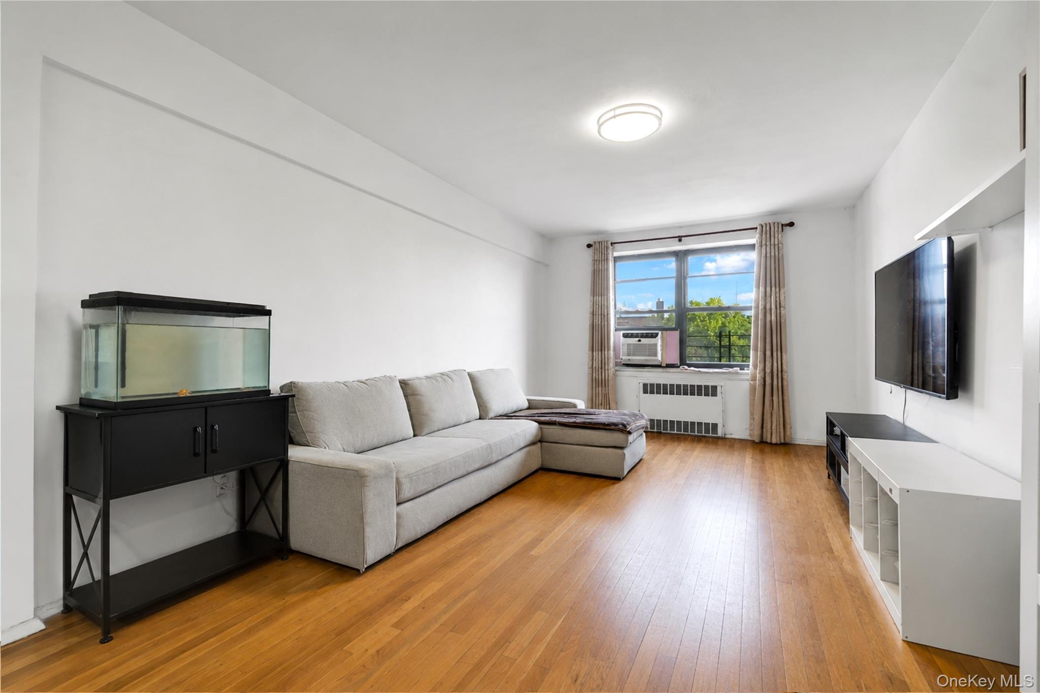 25-40 Union Street, Unit 4E photo 2