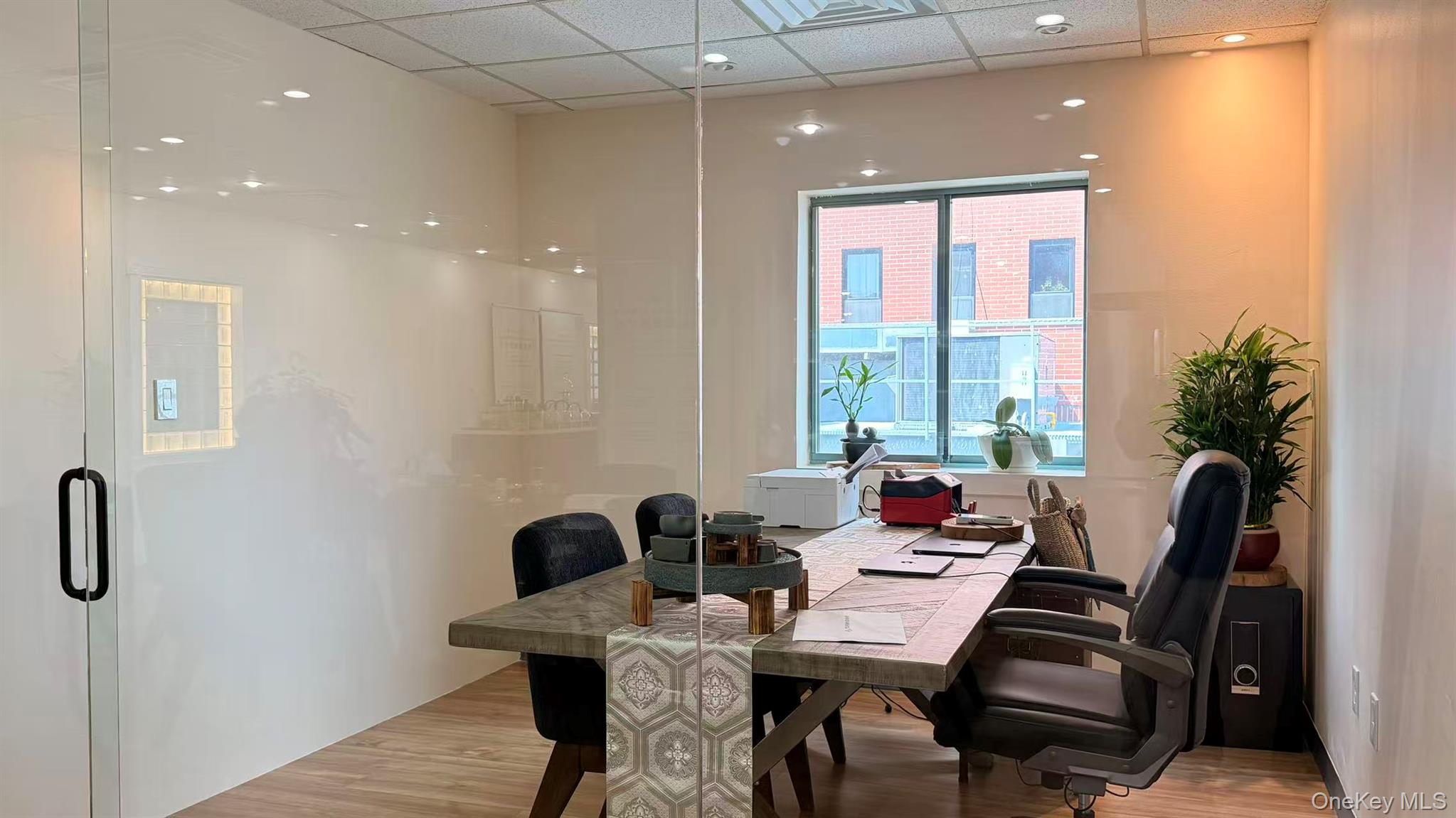 13681 Roosevelt Avenue, Unit 3rd FL photo 8