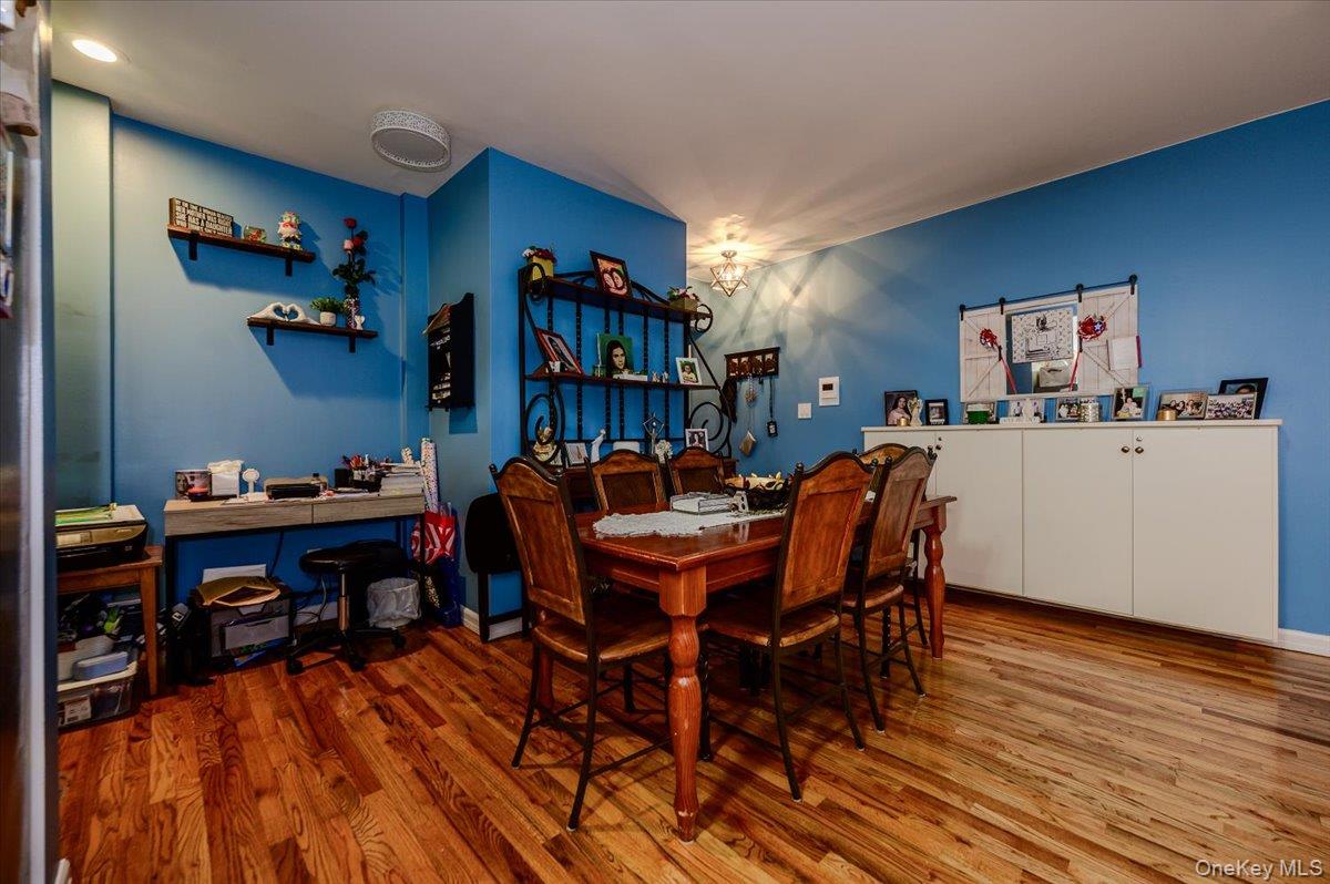 25 W Broadway, Unit 417 photo 6