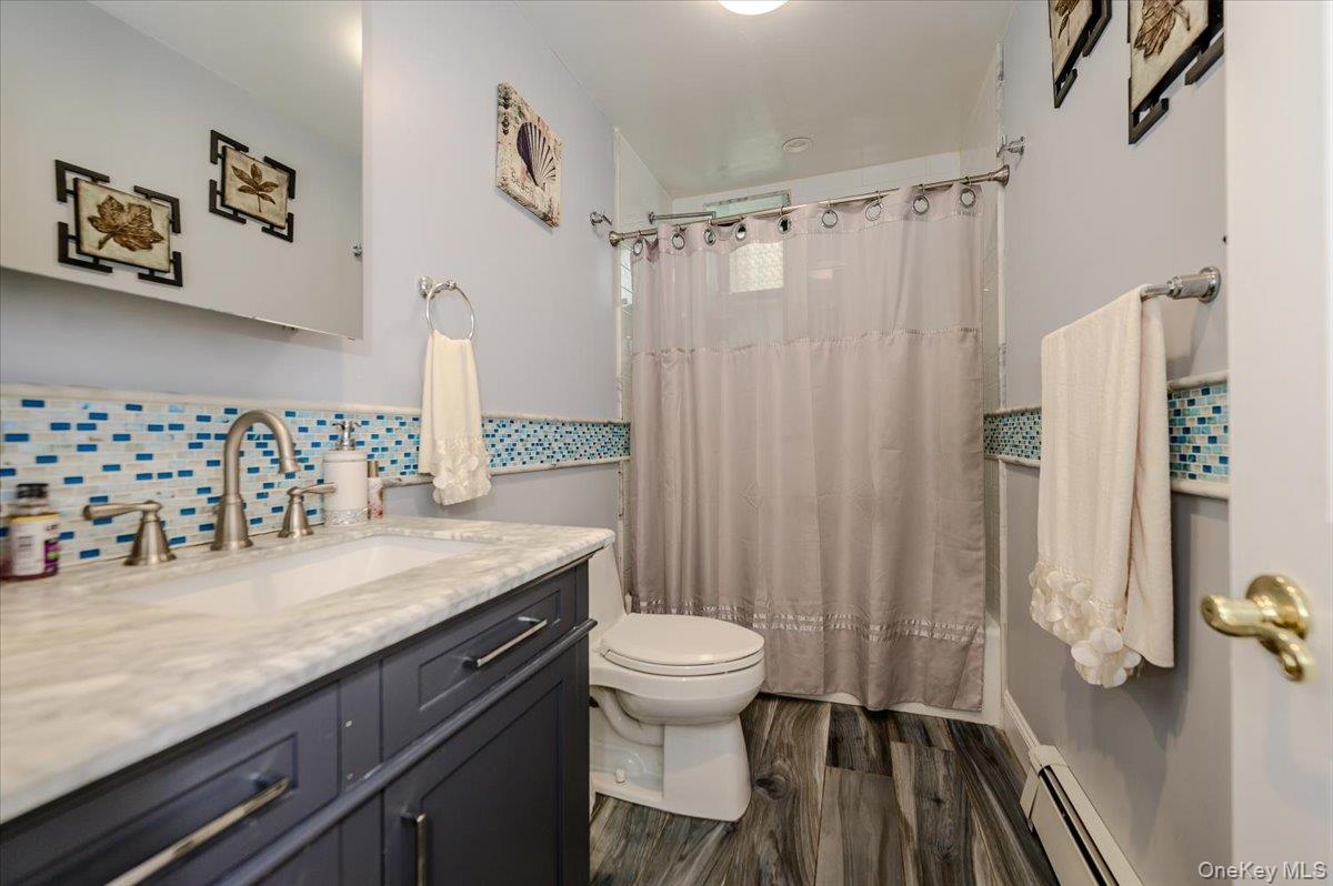 25 W Broadway, Unit 417 photo 9