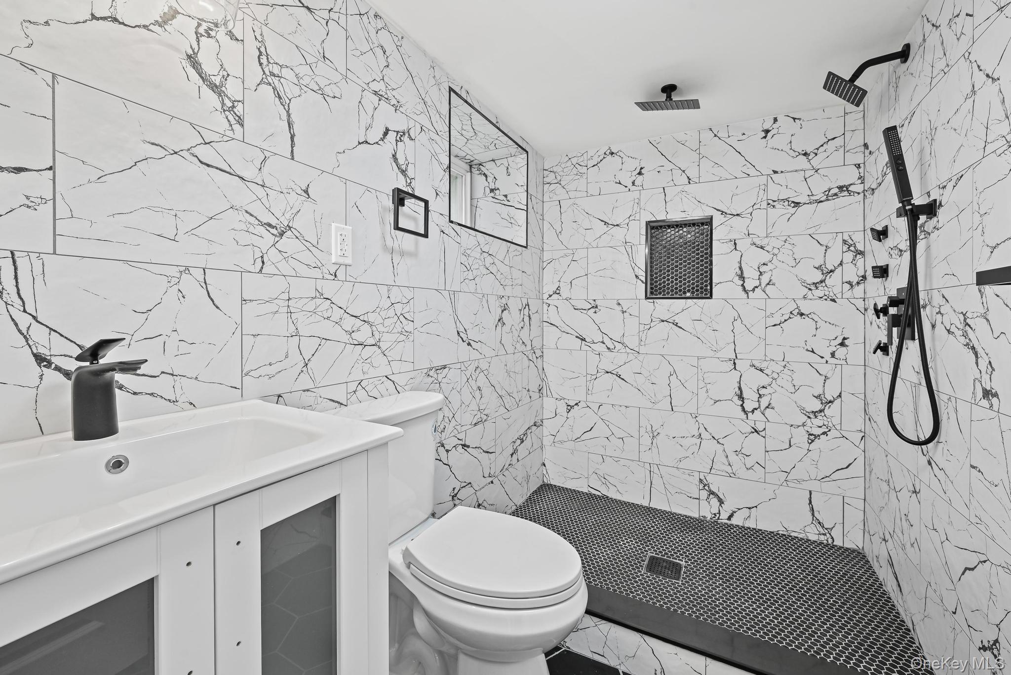 238-11 148th Drive – For Sale photo 8
