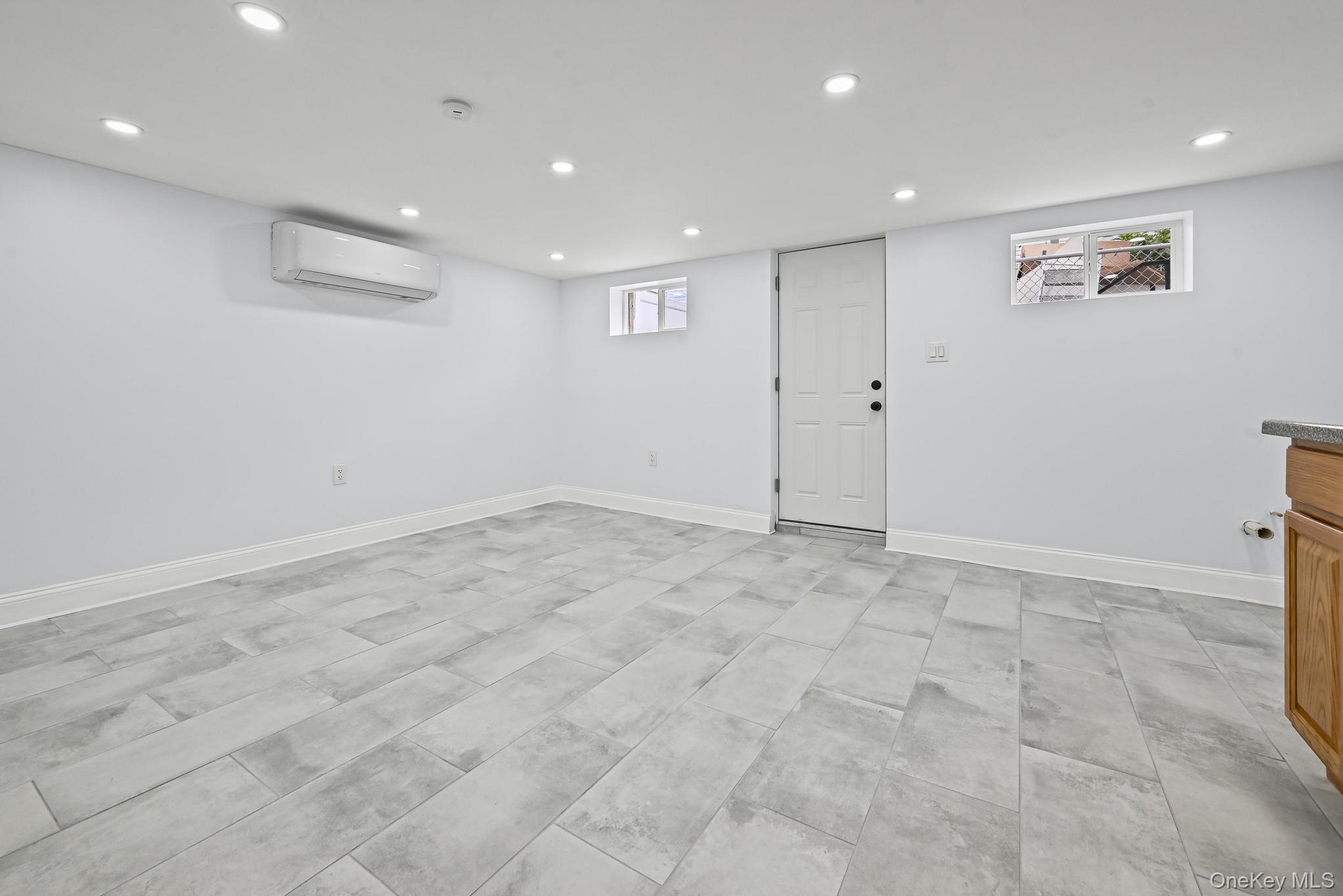 238-11 148th Drive – For Sale photo 17