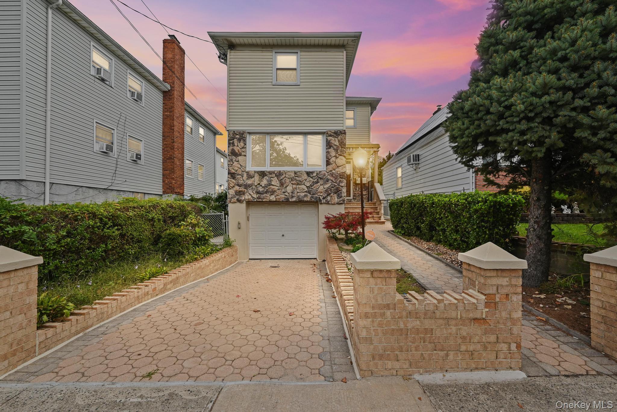 238-11 148th Drive – For Sale photo 2