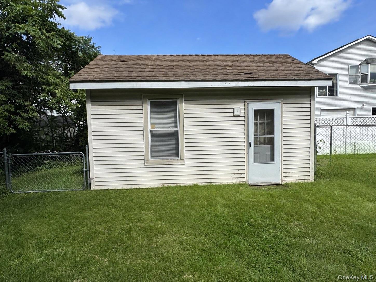 16 Esopus Avenue – For Sale photo 16