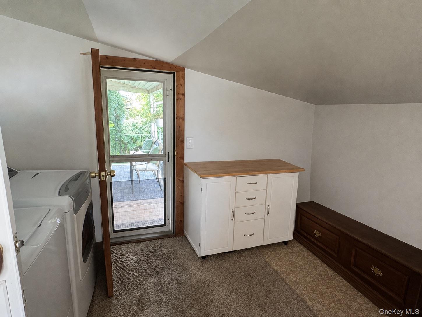 16 Esopus Avenue – For Sale photo 13